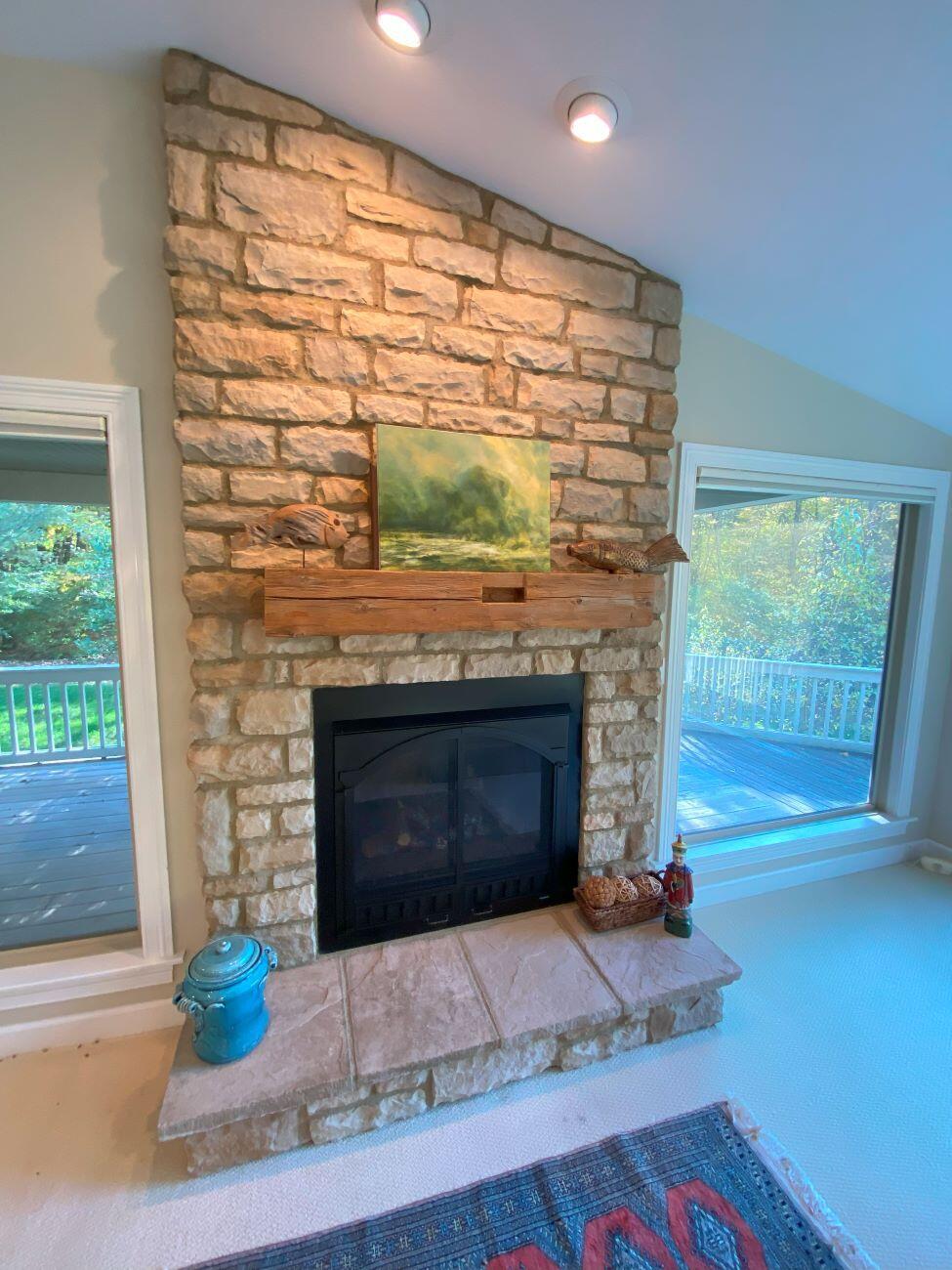 1010 W Herr Road Property Photo 7