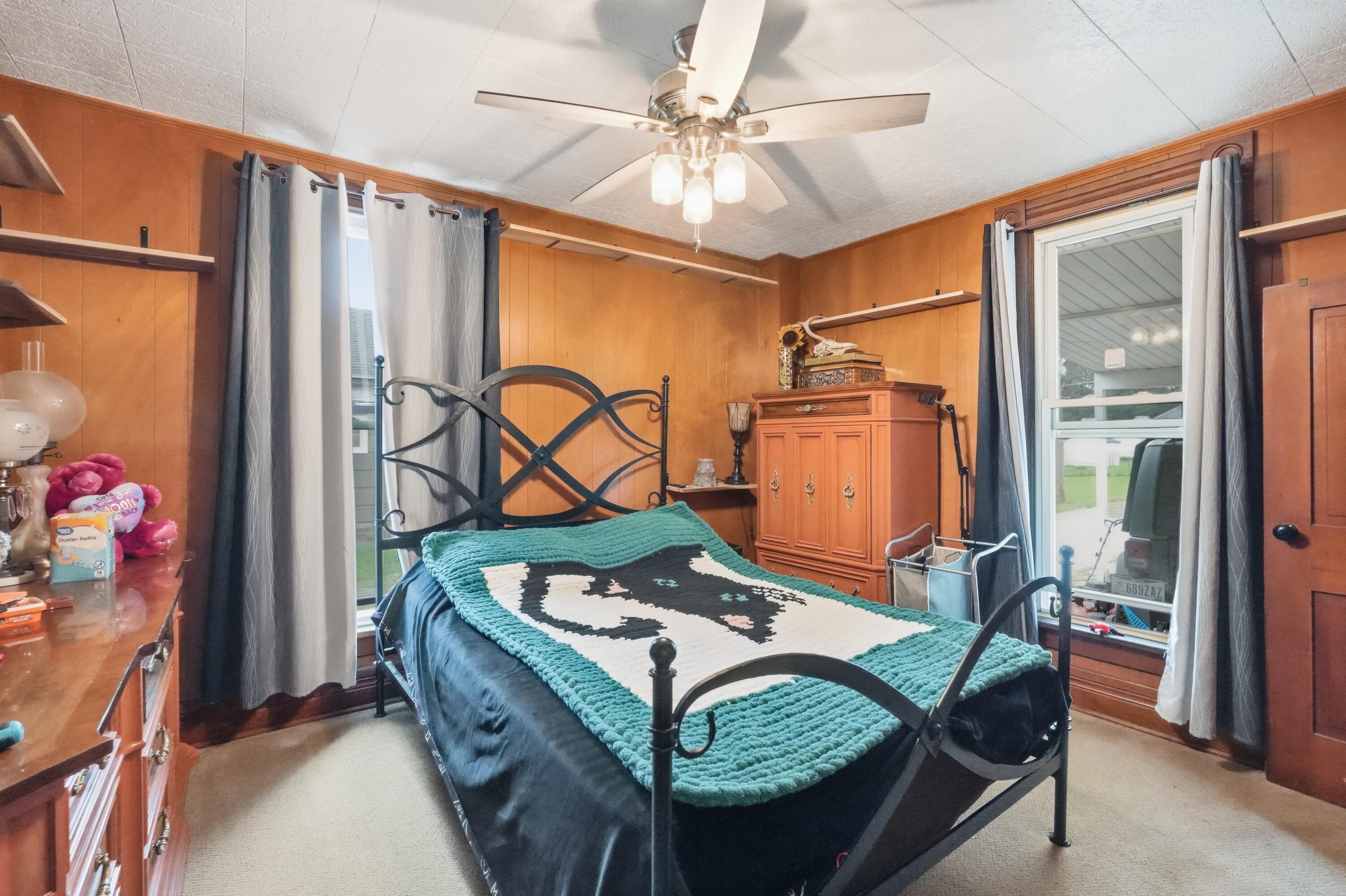 127 E High Street Property Photo 12