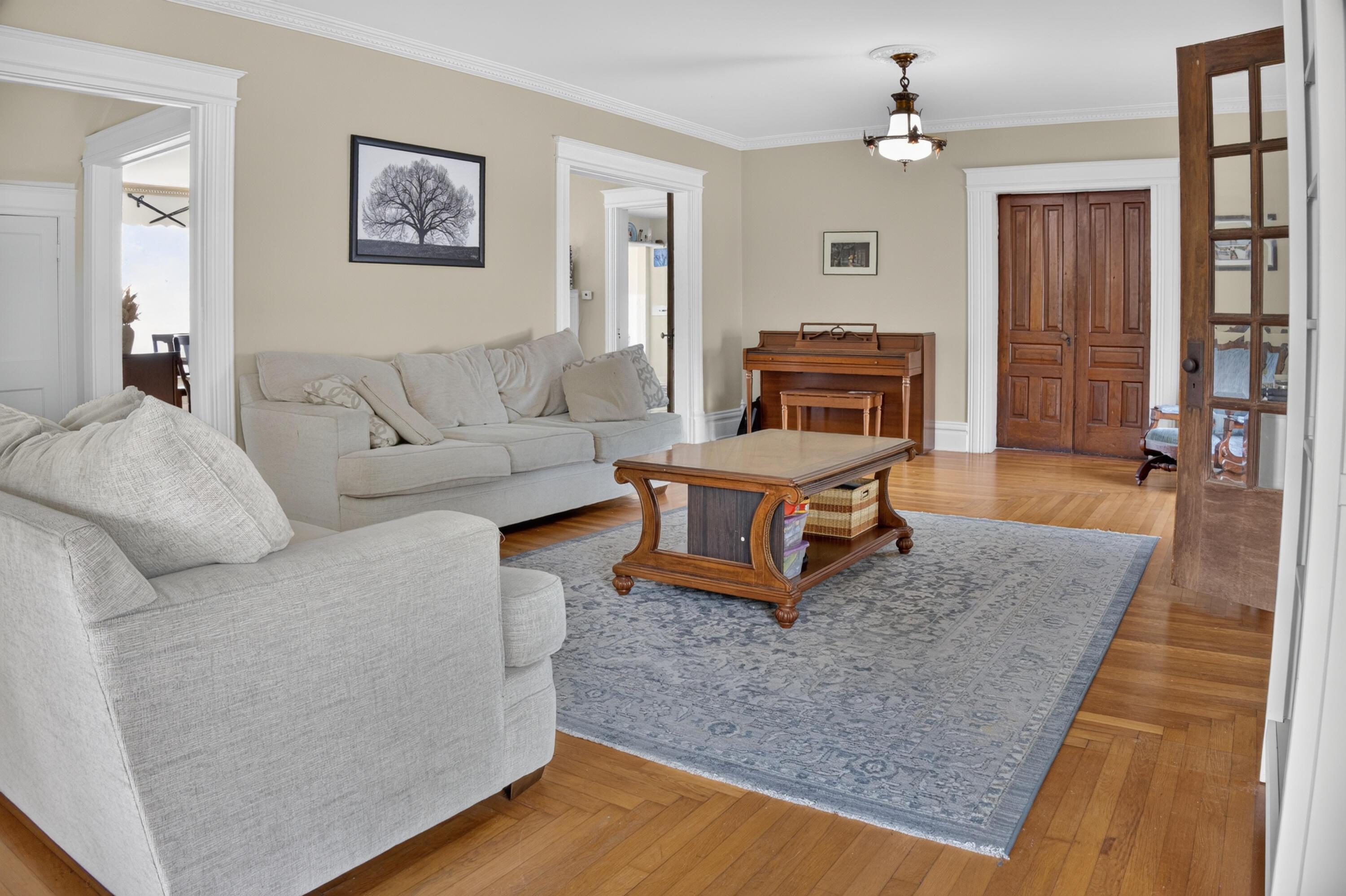 440 High Street Property Photo 3