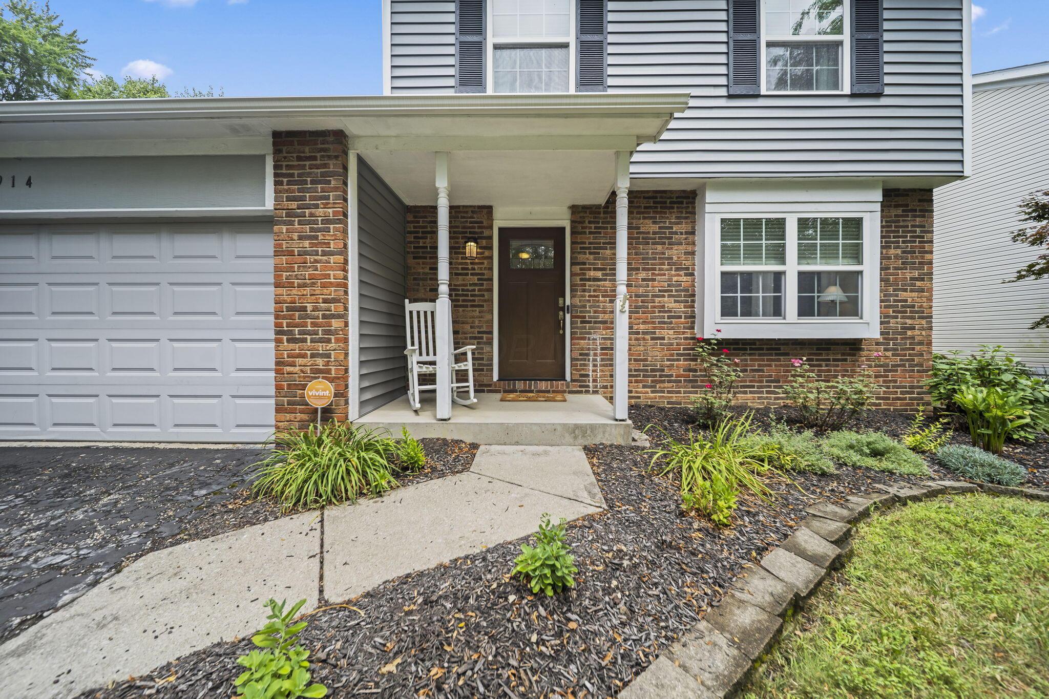 914 Windbourne Street Property Photo 3