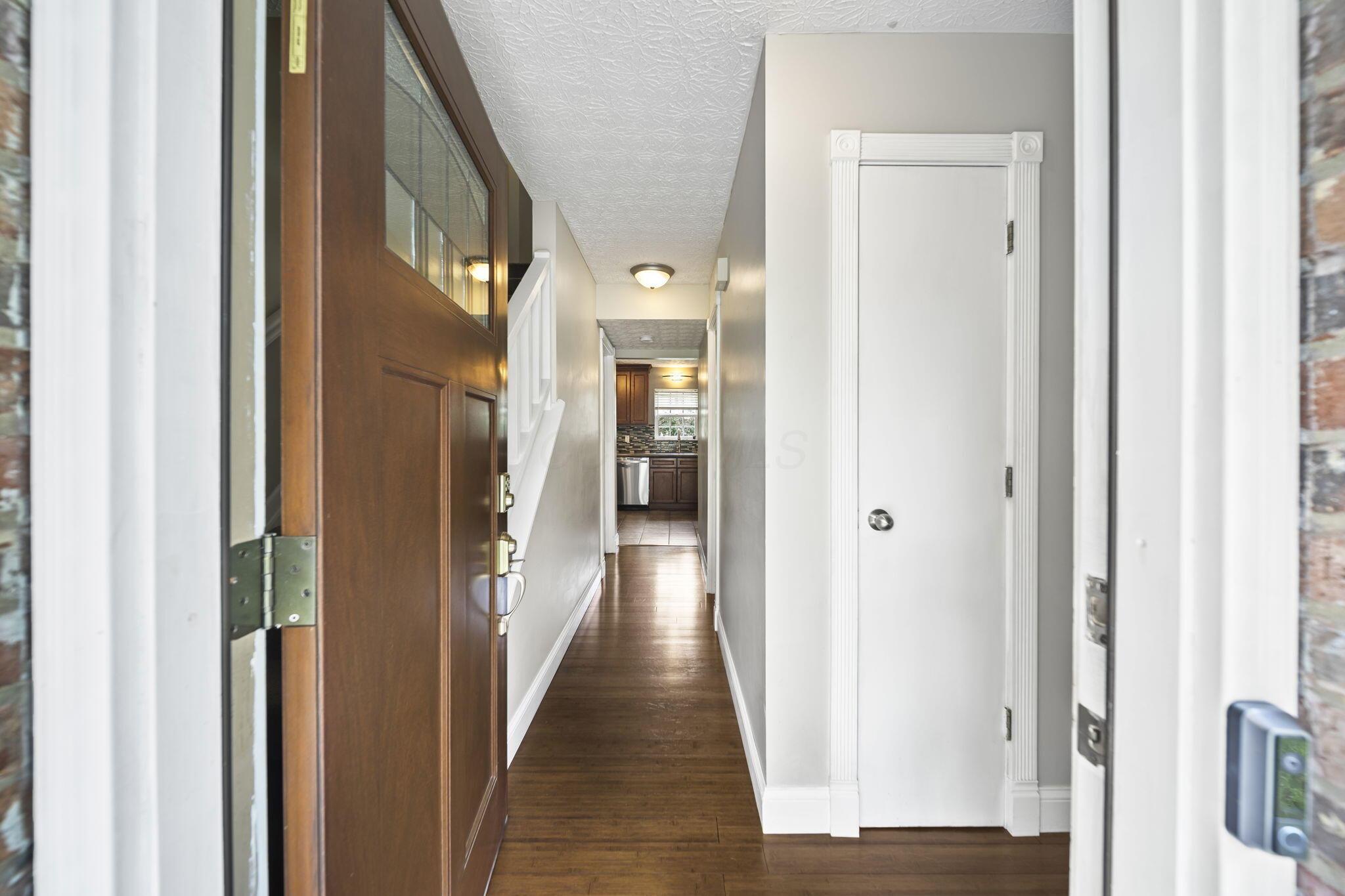 914 Windbourne Street Property Photo 4