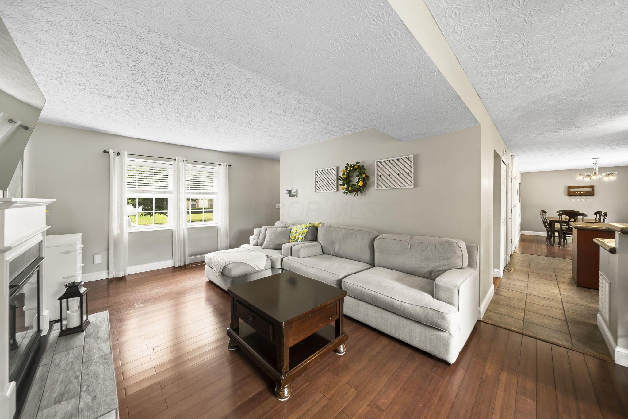 914 Windbourne Street Property Photo 8