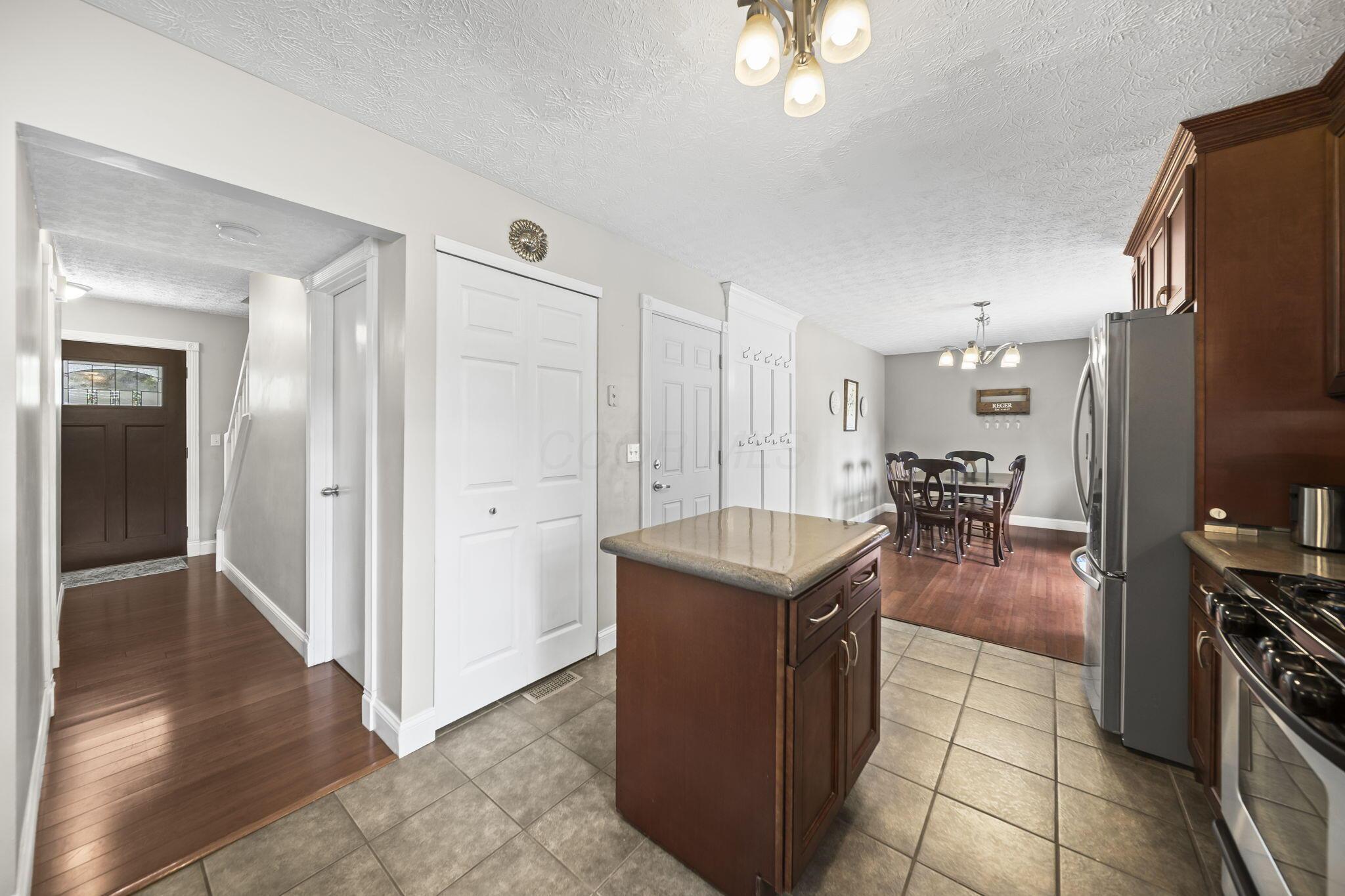 914 Windbourne Street Property Photo 23