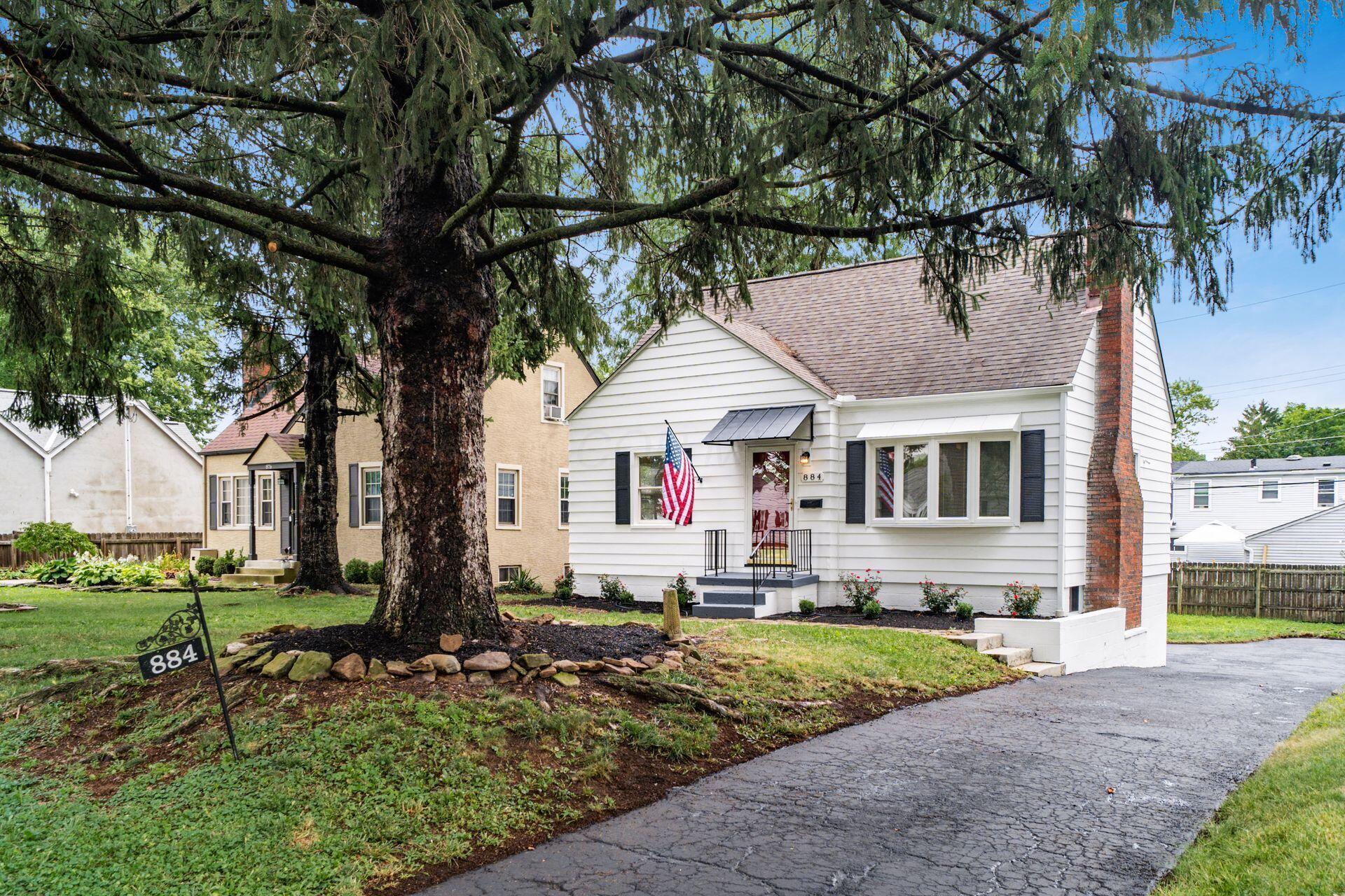 884 S Chesterfield Road Property Photo 4