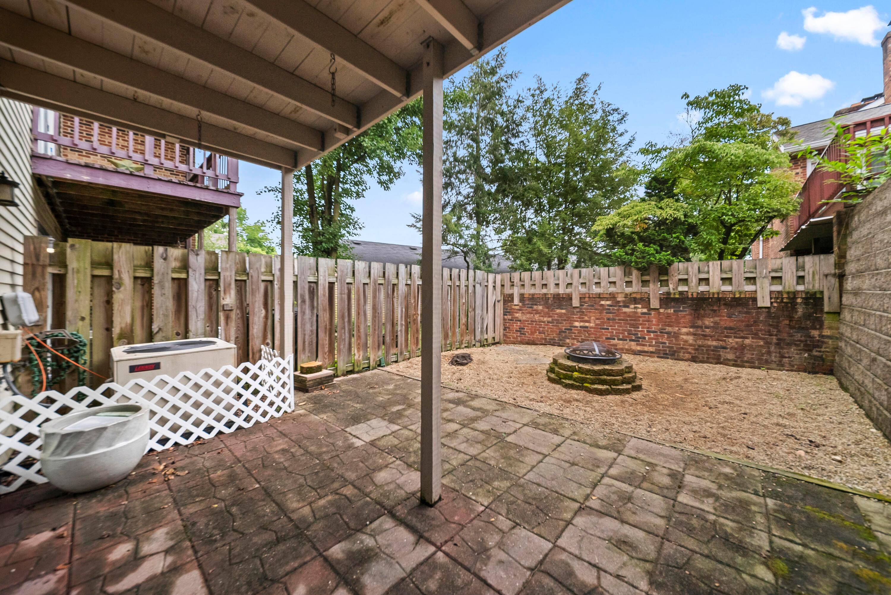 283 Constitution Drive Property Photo 33