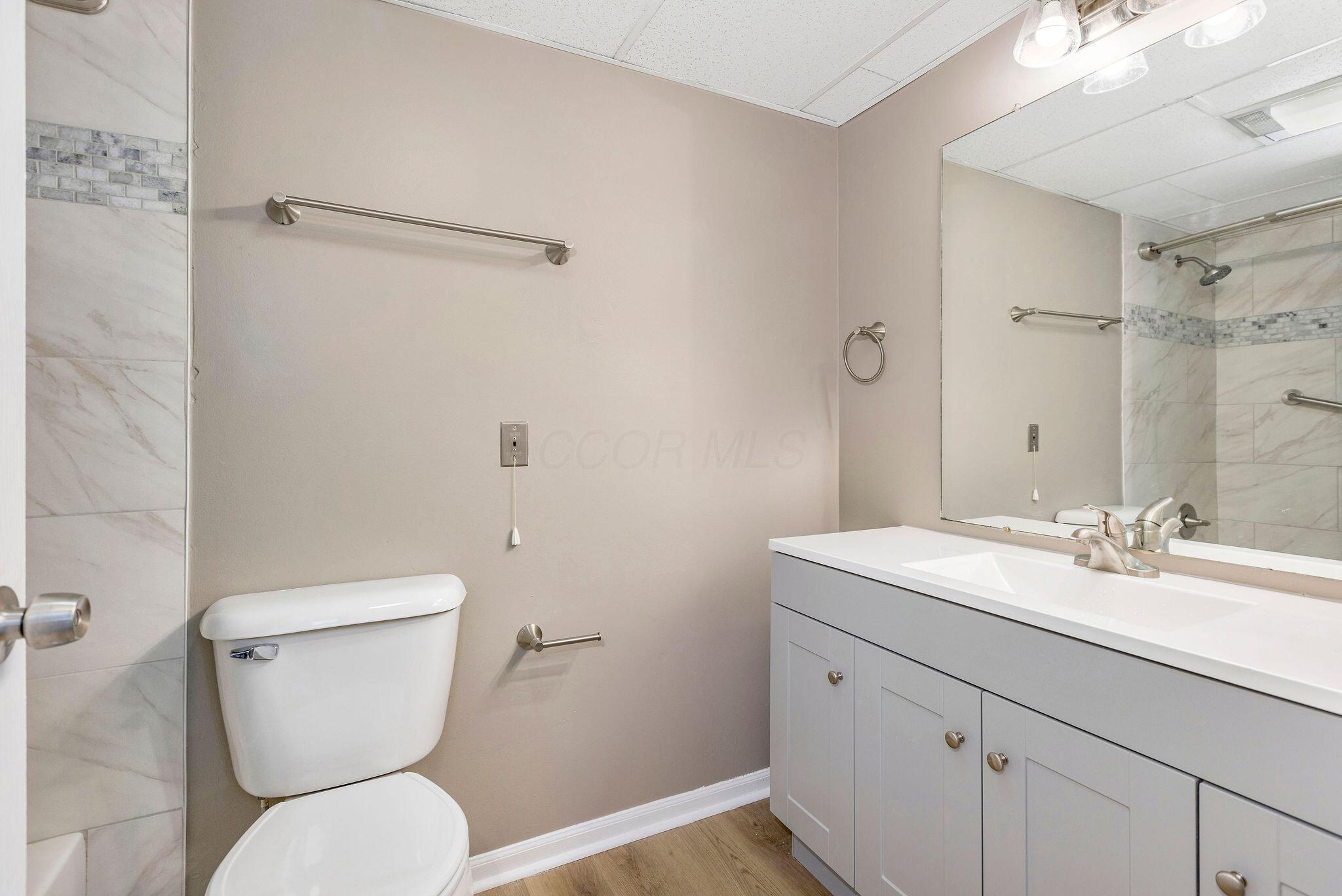 4117 Karl Road, 208 Property Photo 9