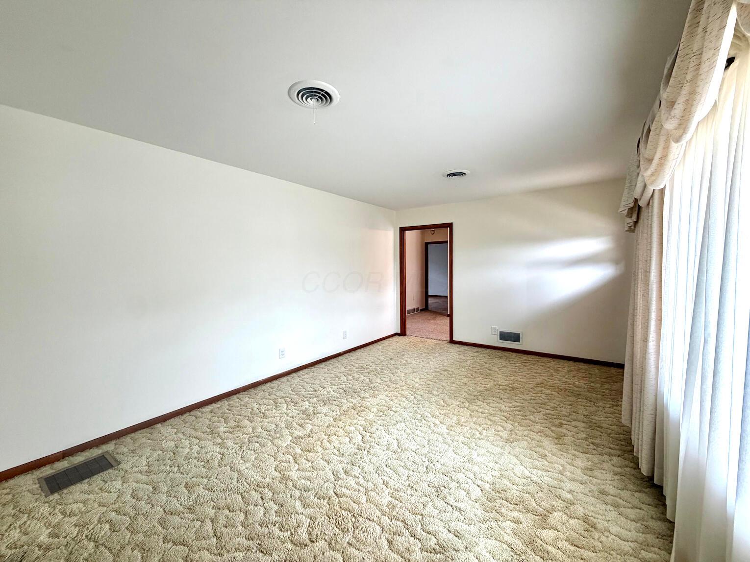610 Piatt Avenue Property Photo 7