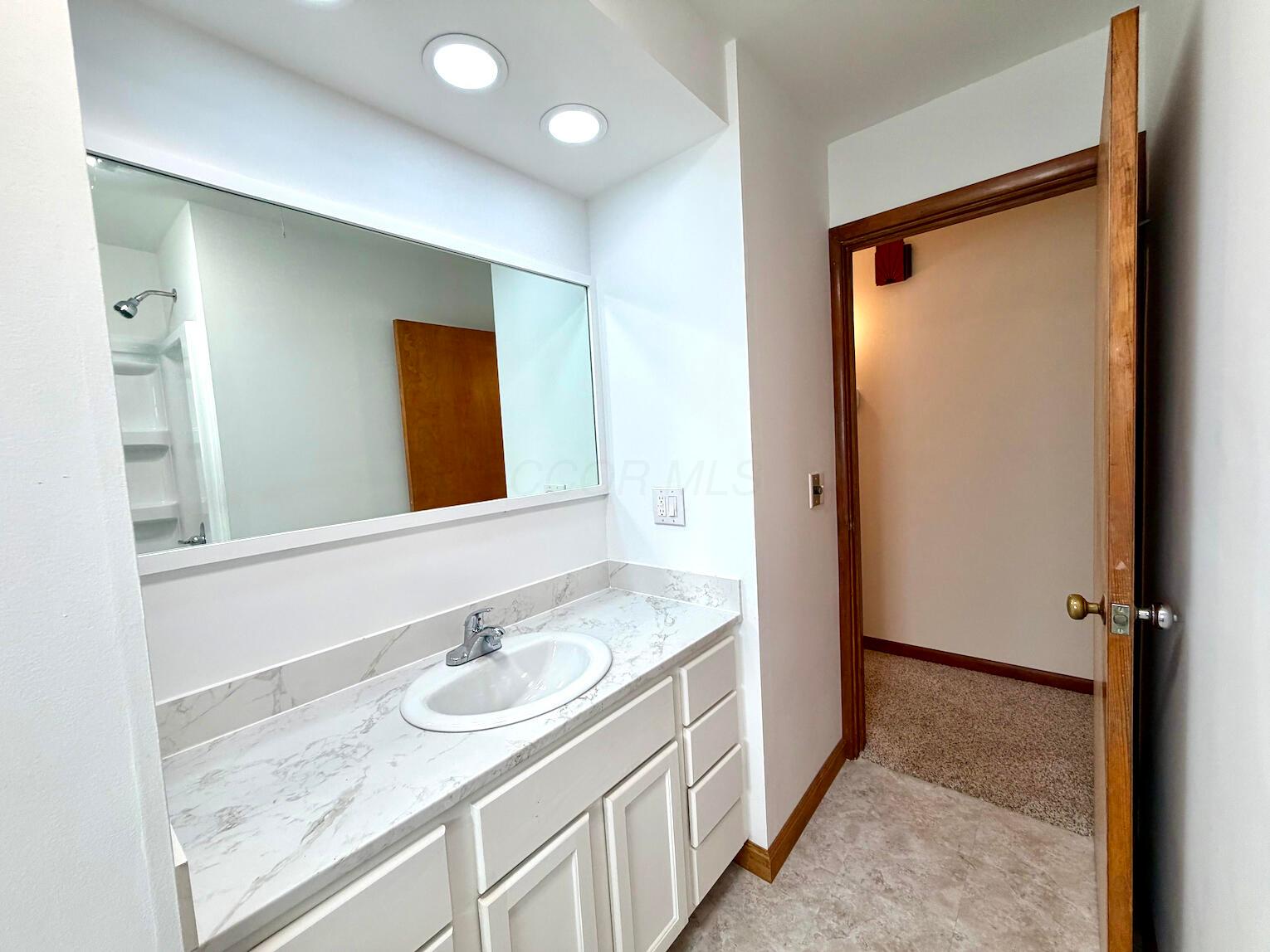 610 Piatt Avenue Property Photo 16