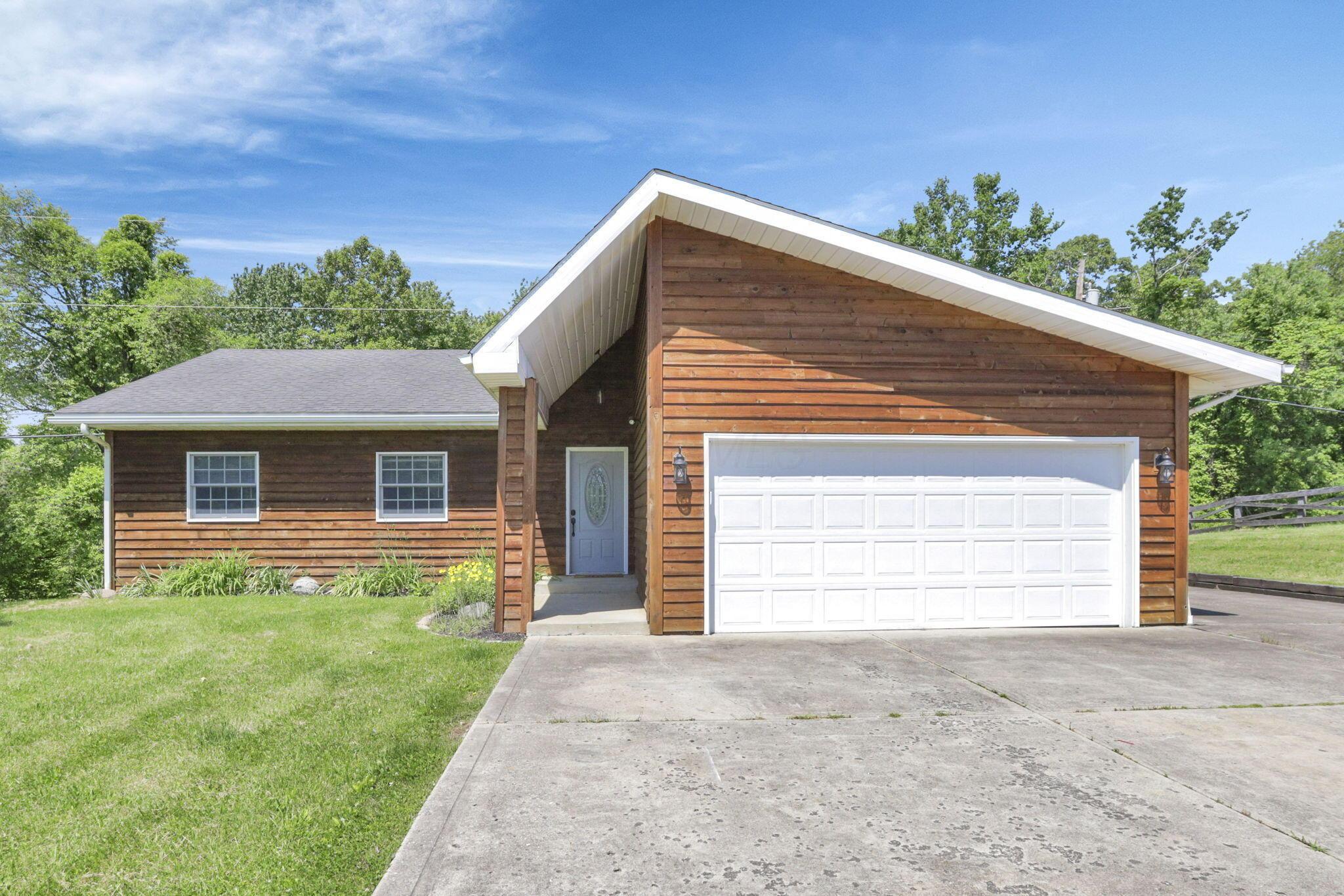8941 State Route 664 N Property Photo 3