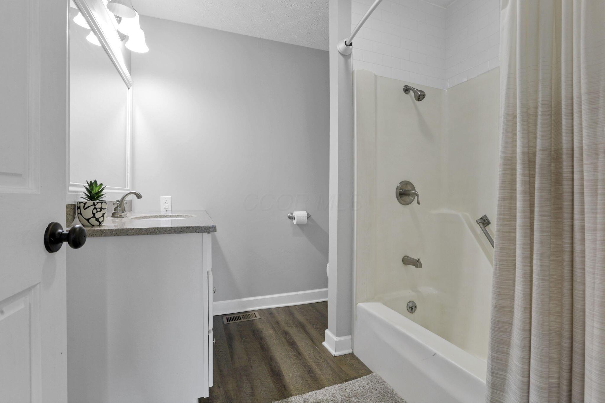 8941 State Route 664 N Property Photo 20