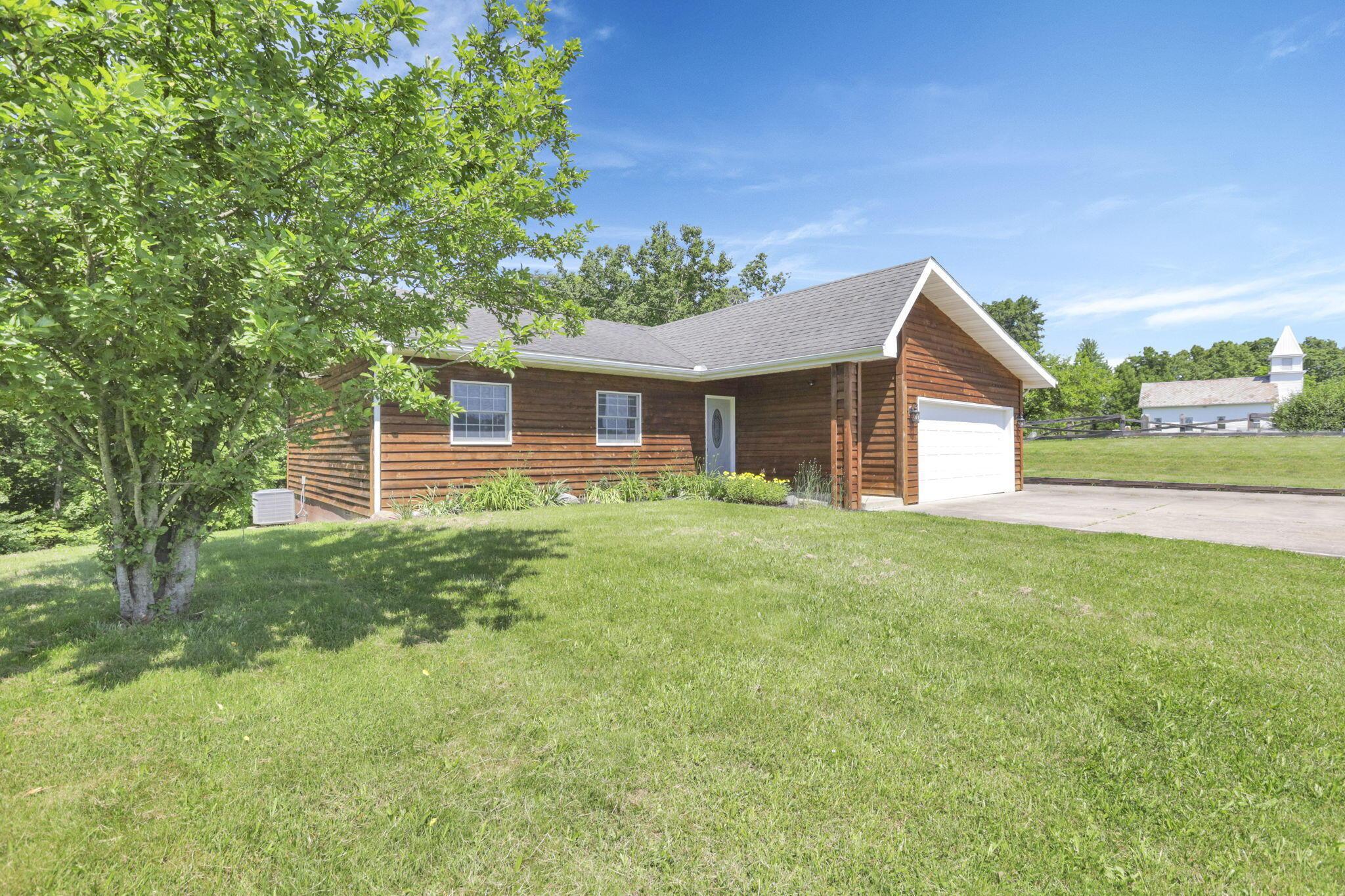 8941 State Route 664 N Property Photo 37