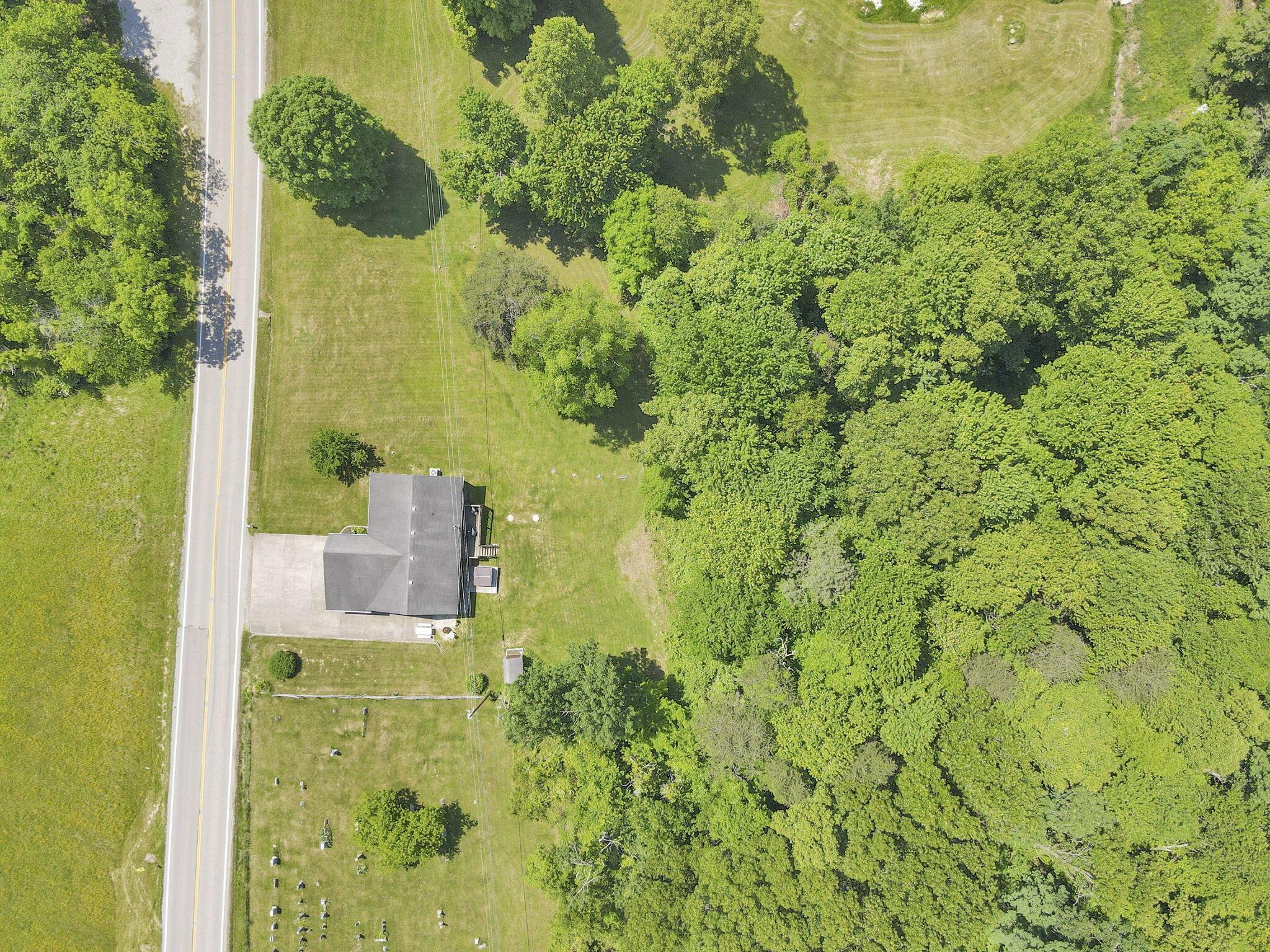 8941 State Route 664 N Property Photo 58