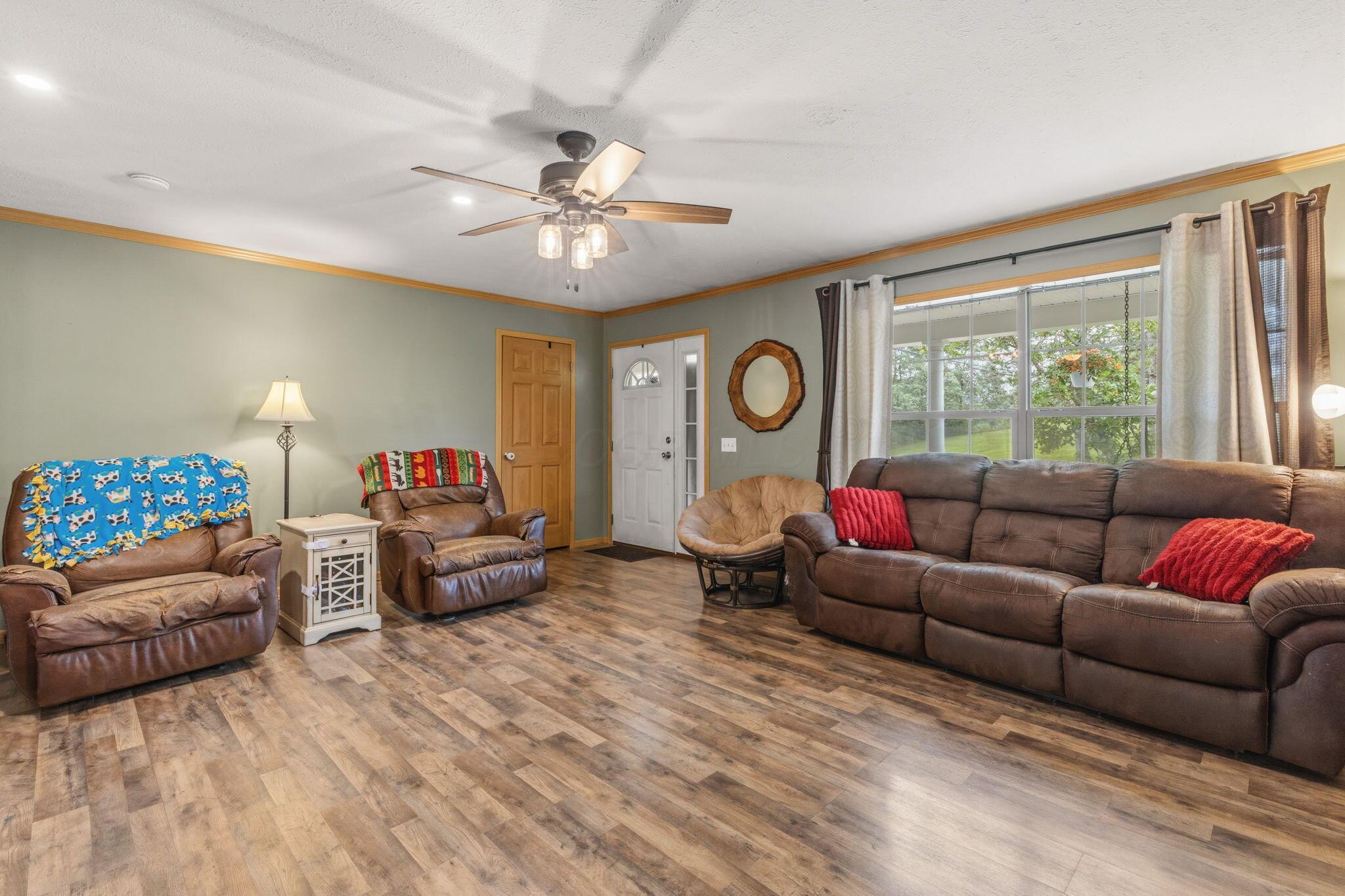 3577 Roadside Park Road Property Photo 6