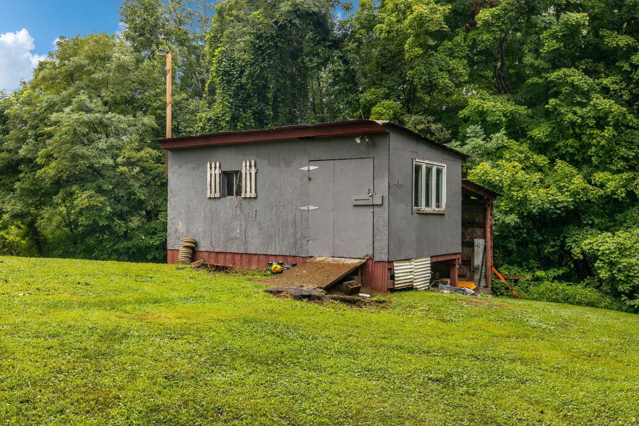 3577 Roadside Park Road Property Photo 42
