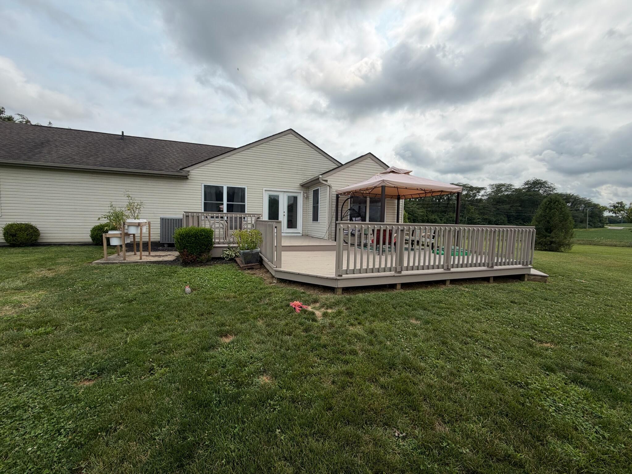 9362 State Route 161 Property Photo 5