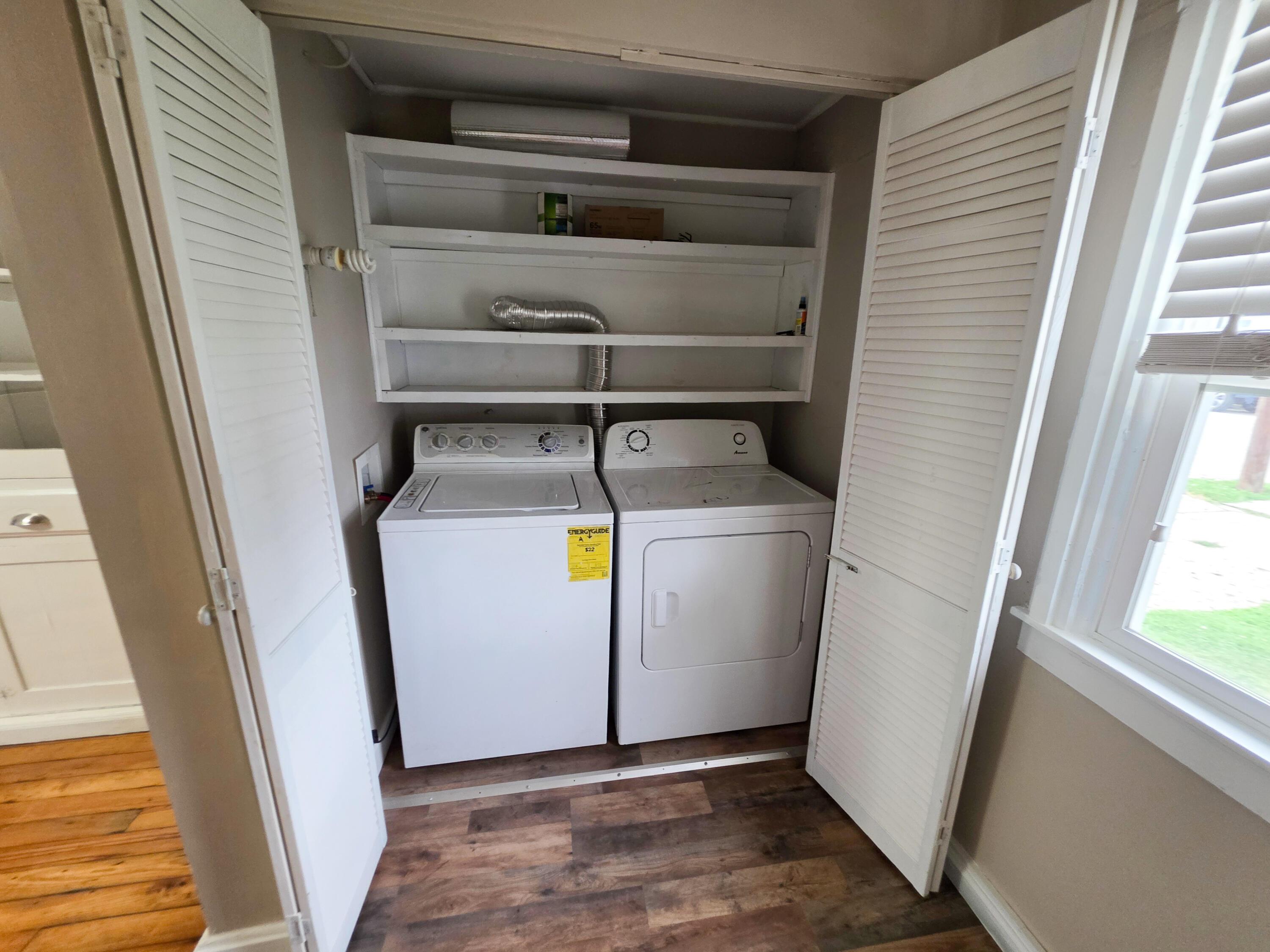 601 N Maple Street Property Photo 9