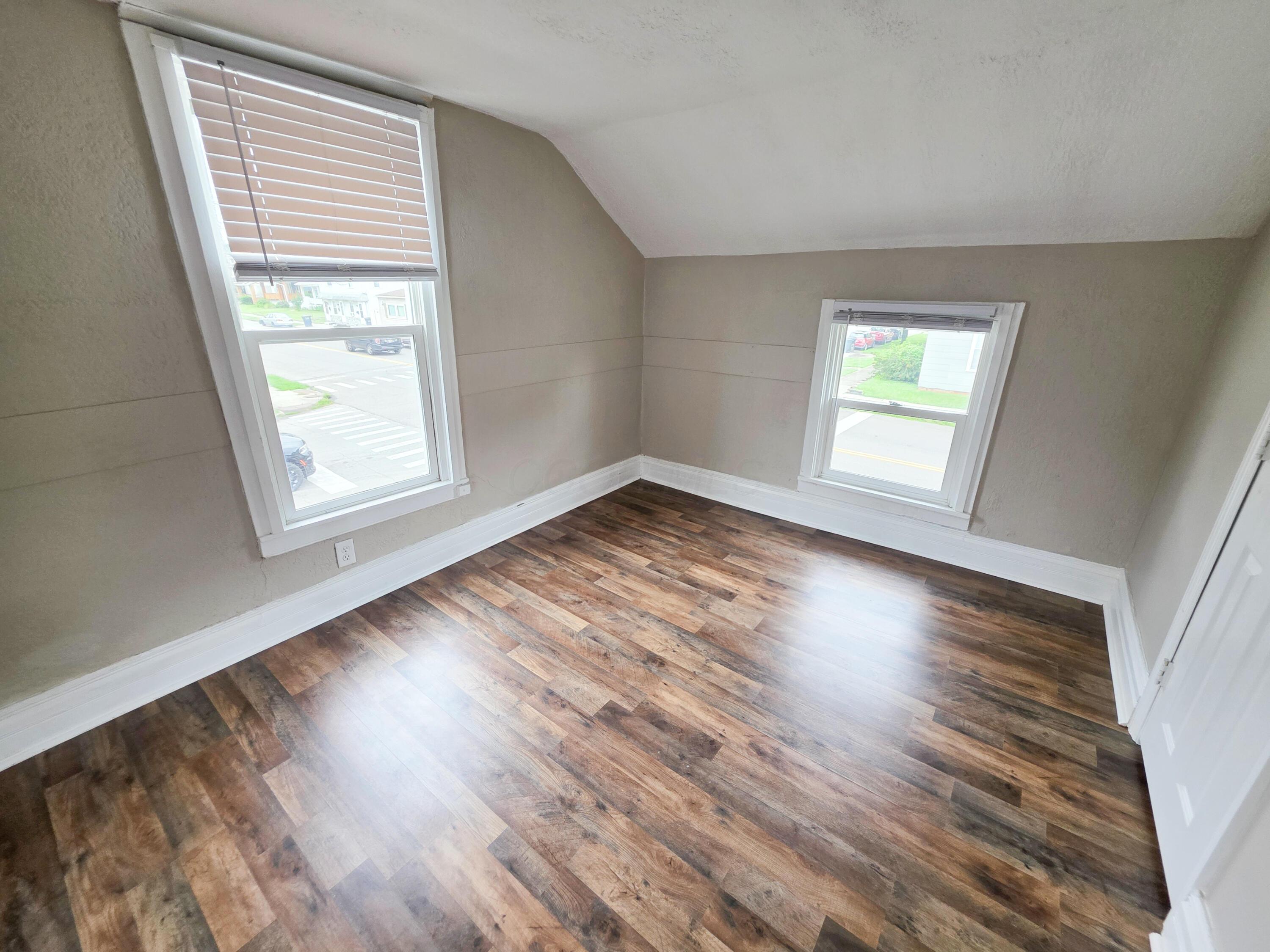 601 N Maple Street Property Photo 17
