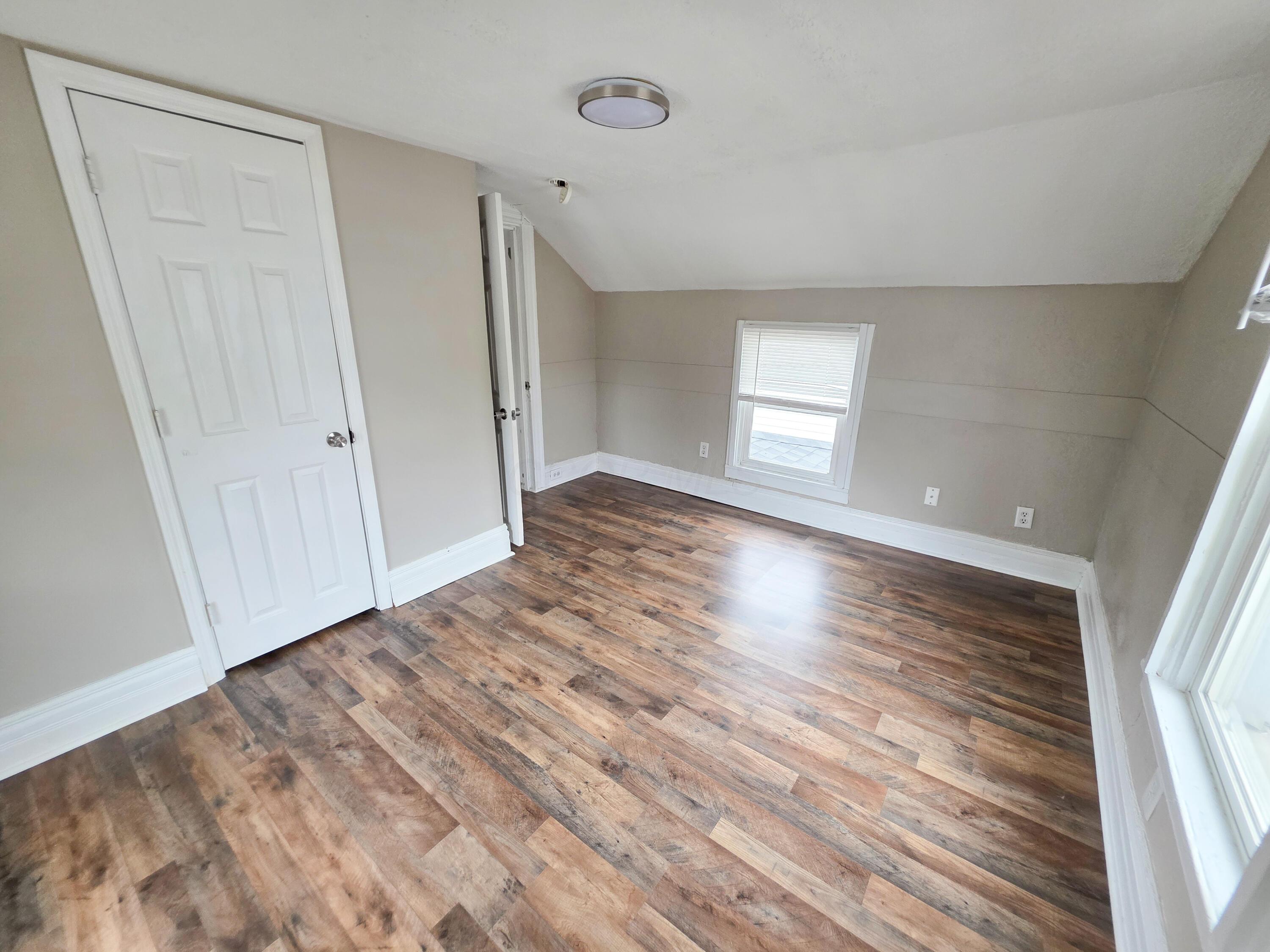 601 N Maple Street Property Photo 18