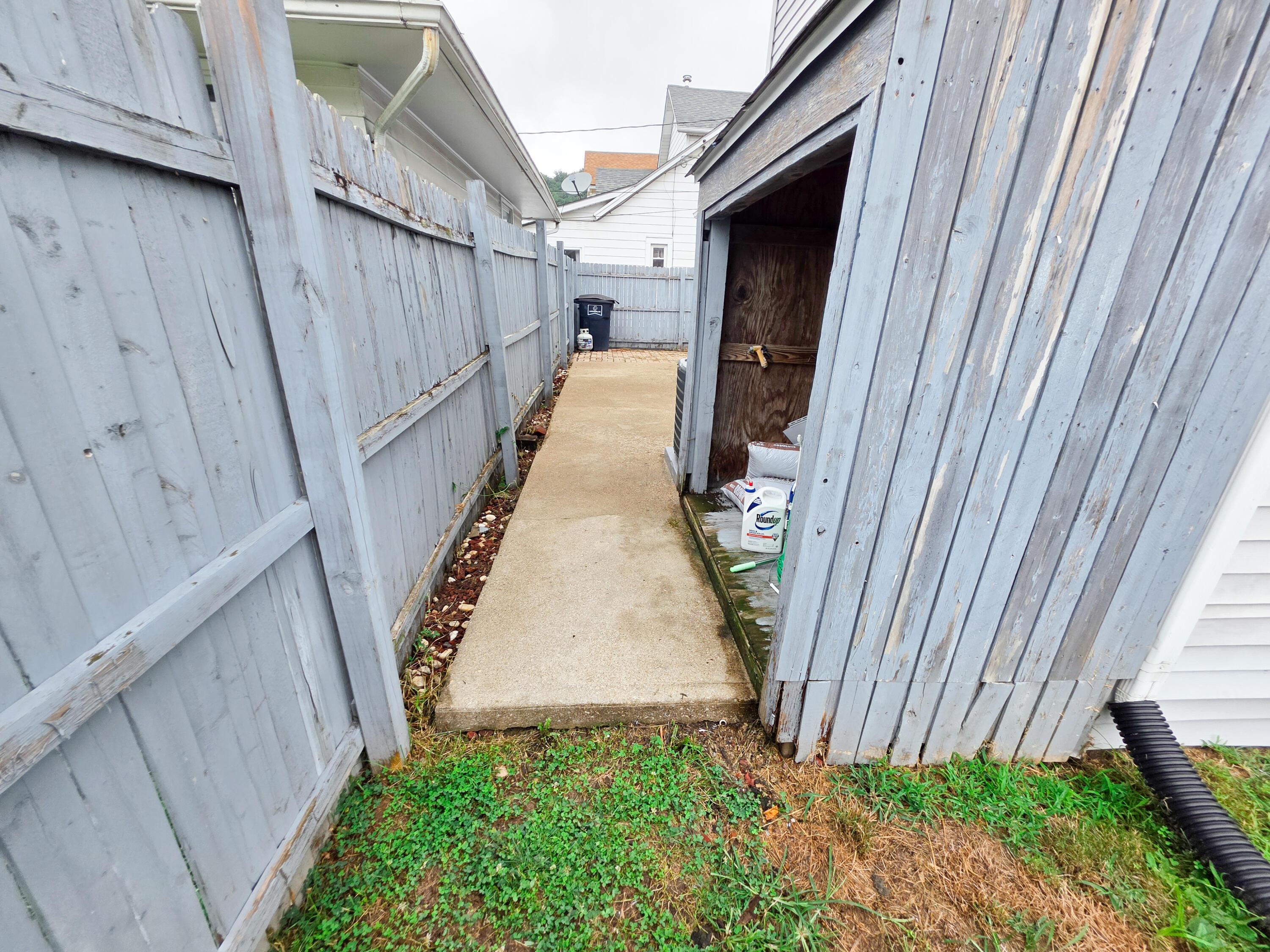 601 N Maple Street Property Photo 21