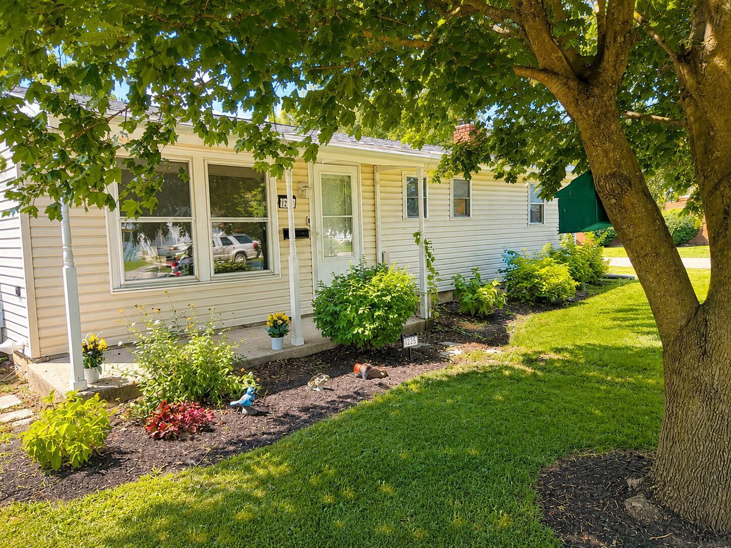 1225 High Street Property Photo 2