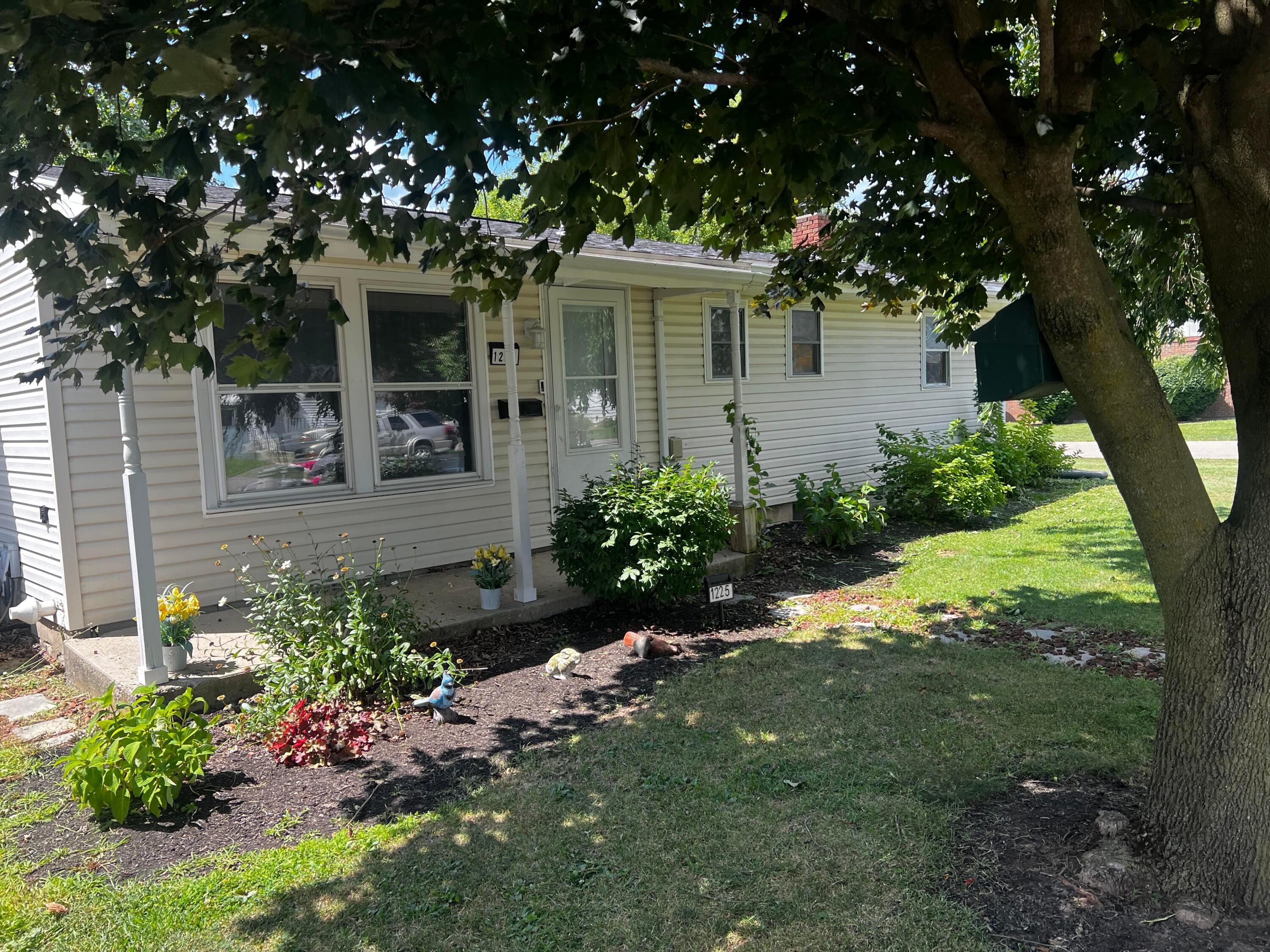 1225 High Street Property Photo 16