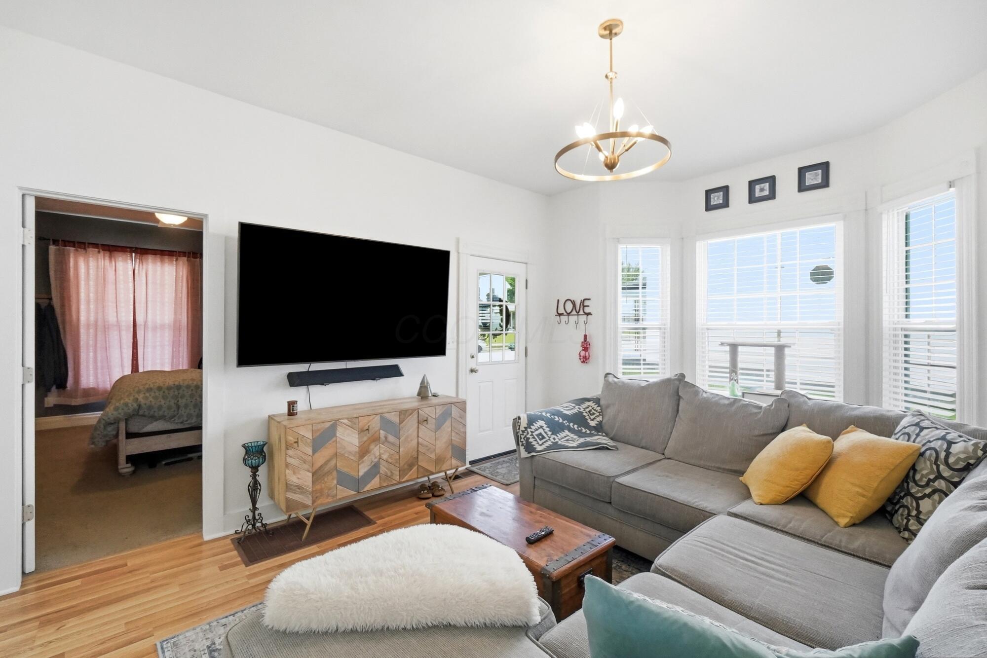 362 Ludlow Avenue Property Photo 9