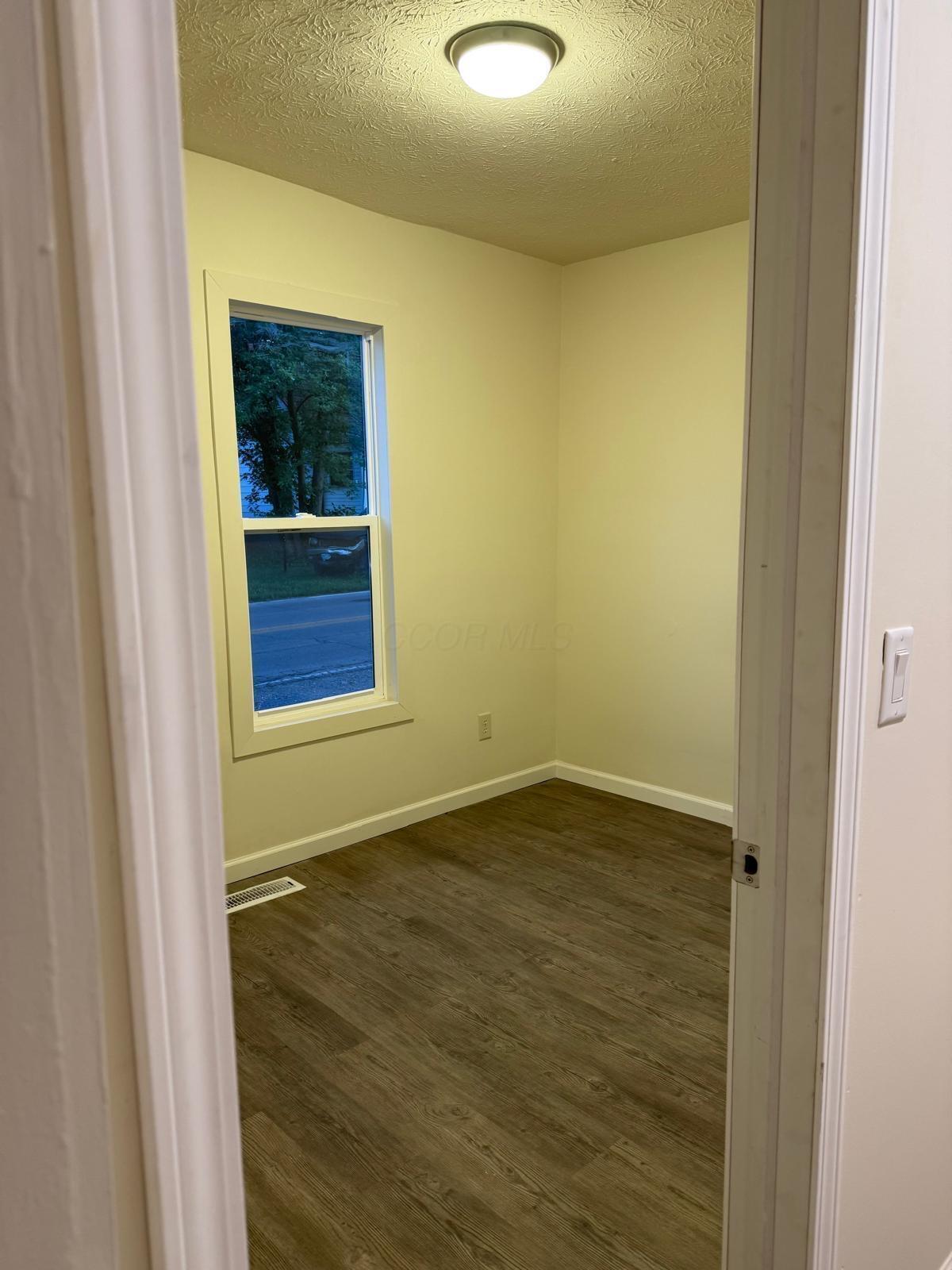 2407 S 6th Street Property Photo 16