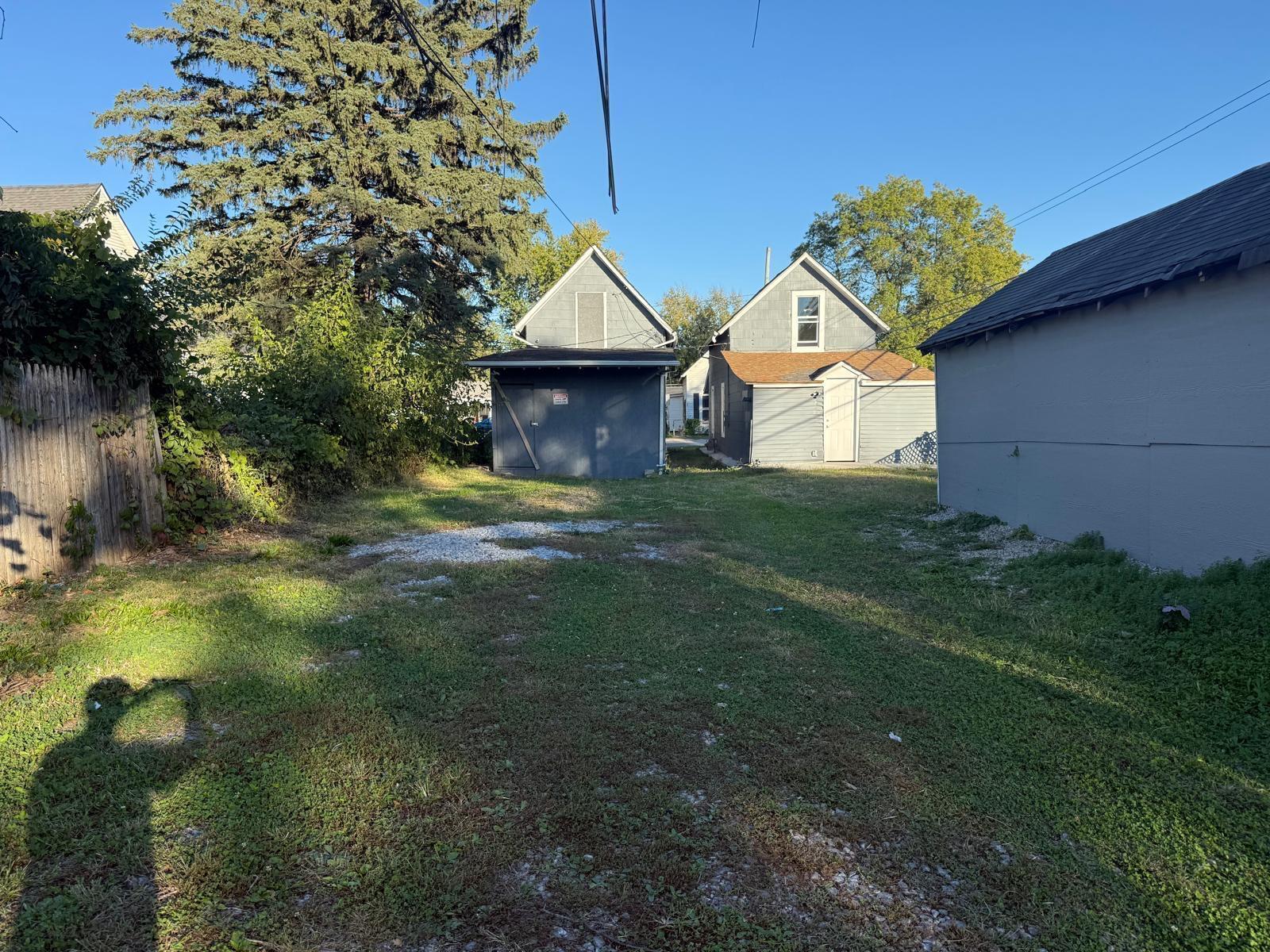 2407 S 6th Street Property Photo 24