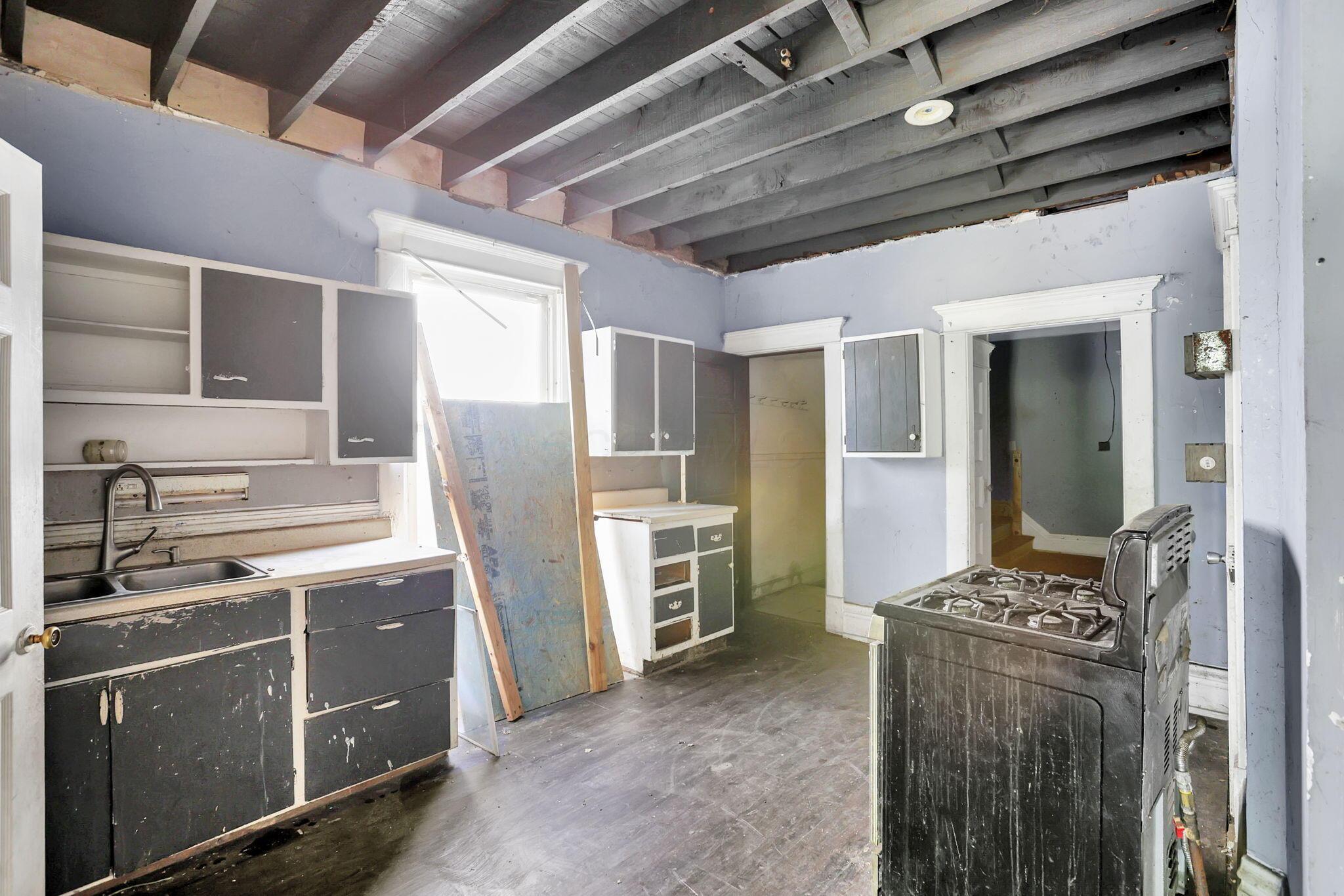 1597 Arlington Avenue Property Photo 17