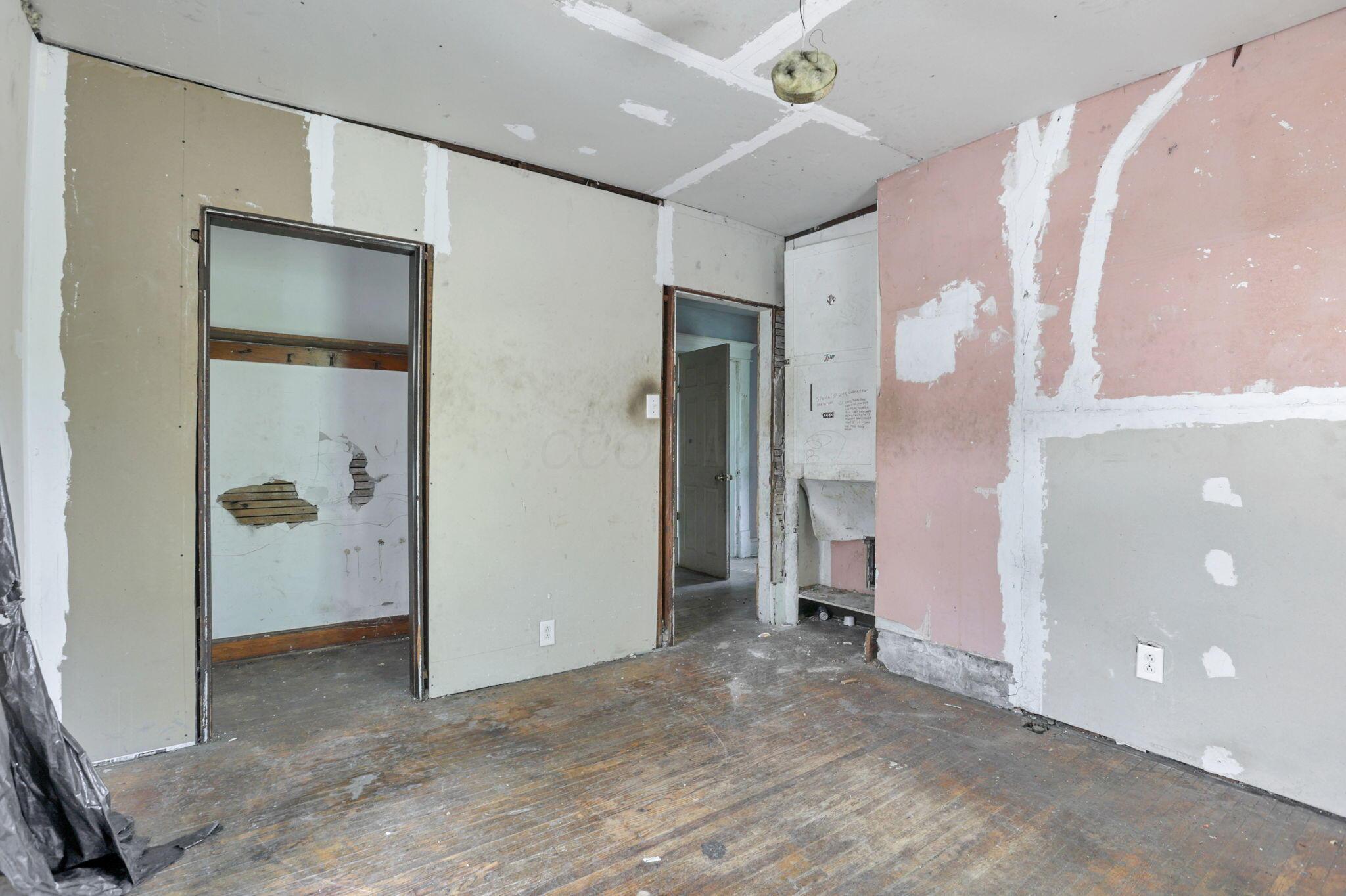 1597 Arlington Avenue Property Photo 20