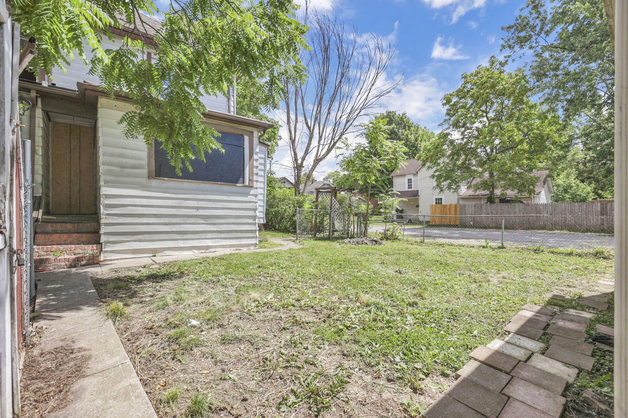 1597 Arlington Avenue Property Photo 37