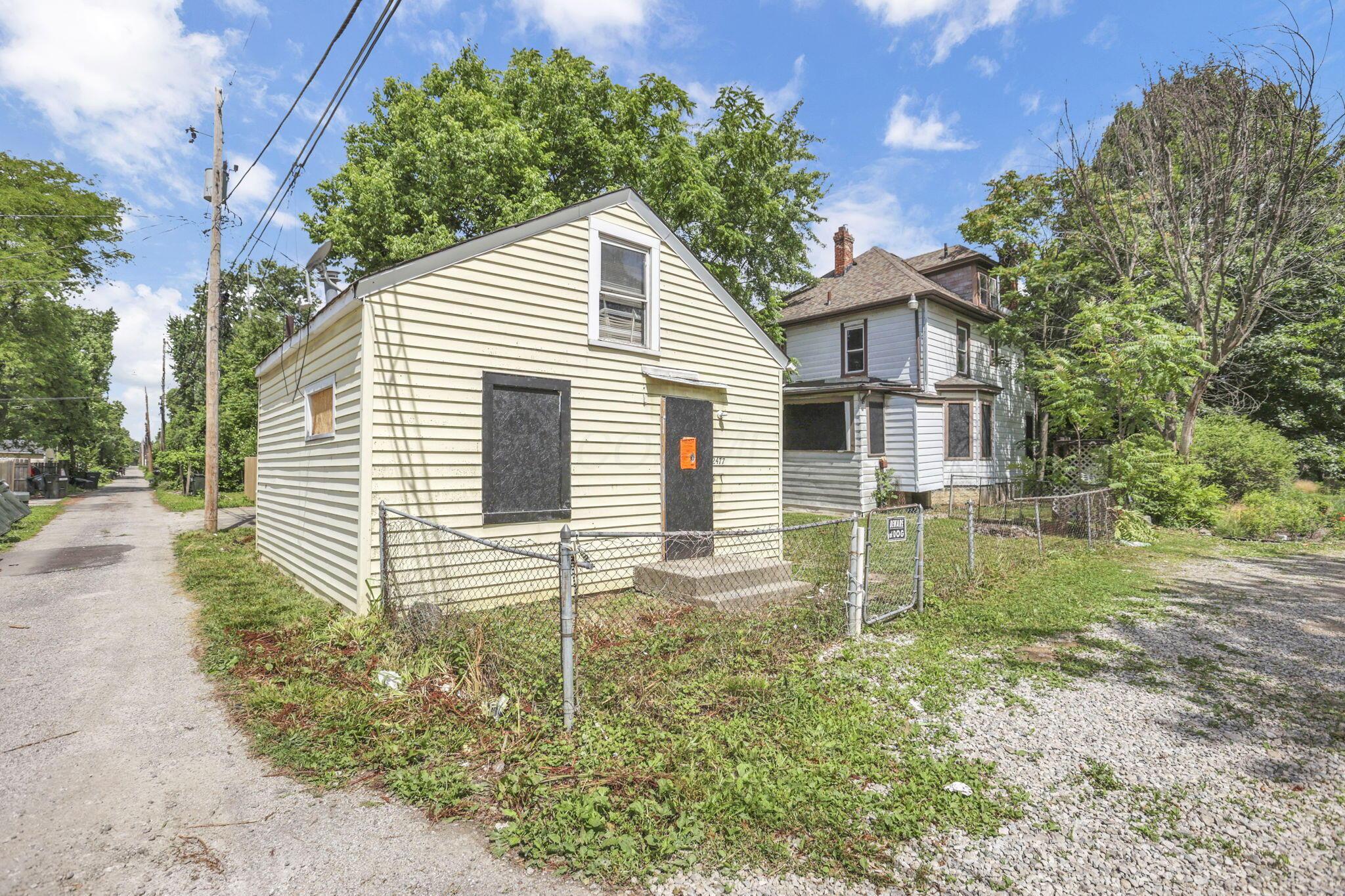 1597 Arlington Avenue Property Photo 39