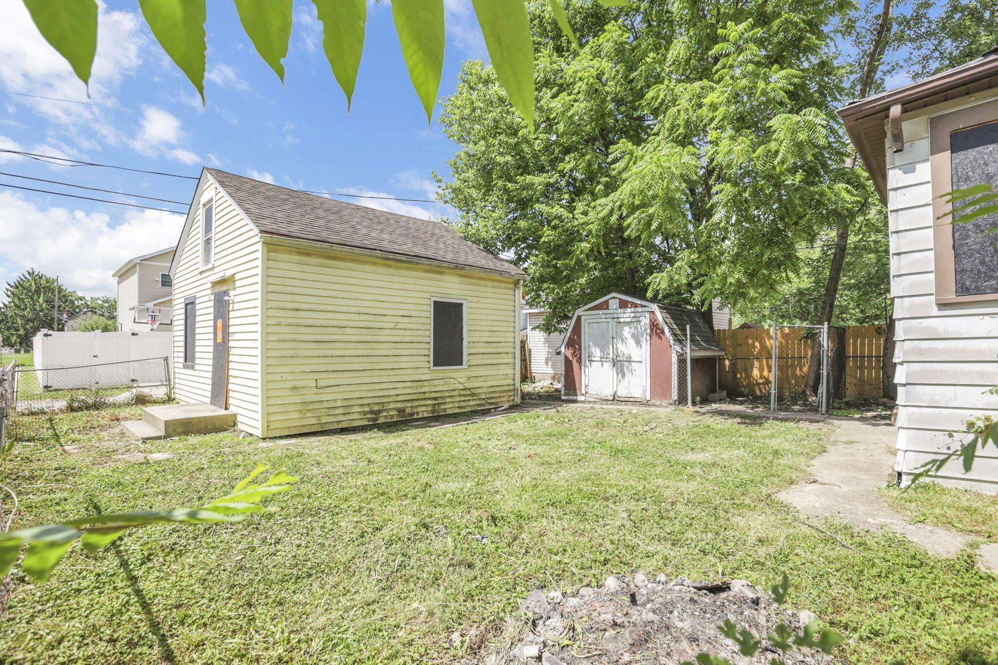 1597 Arlington Avenue Property Photo 43