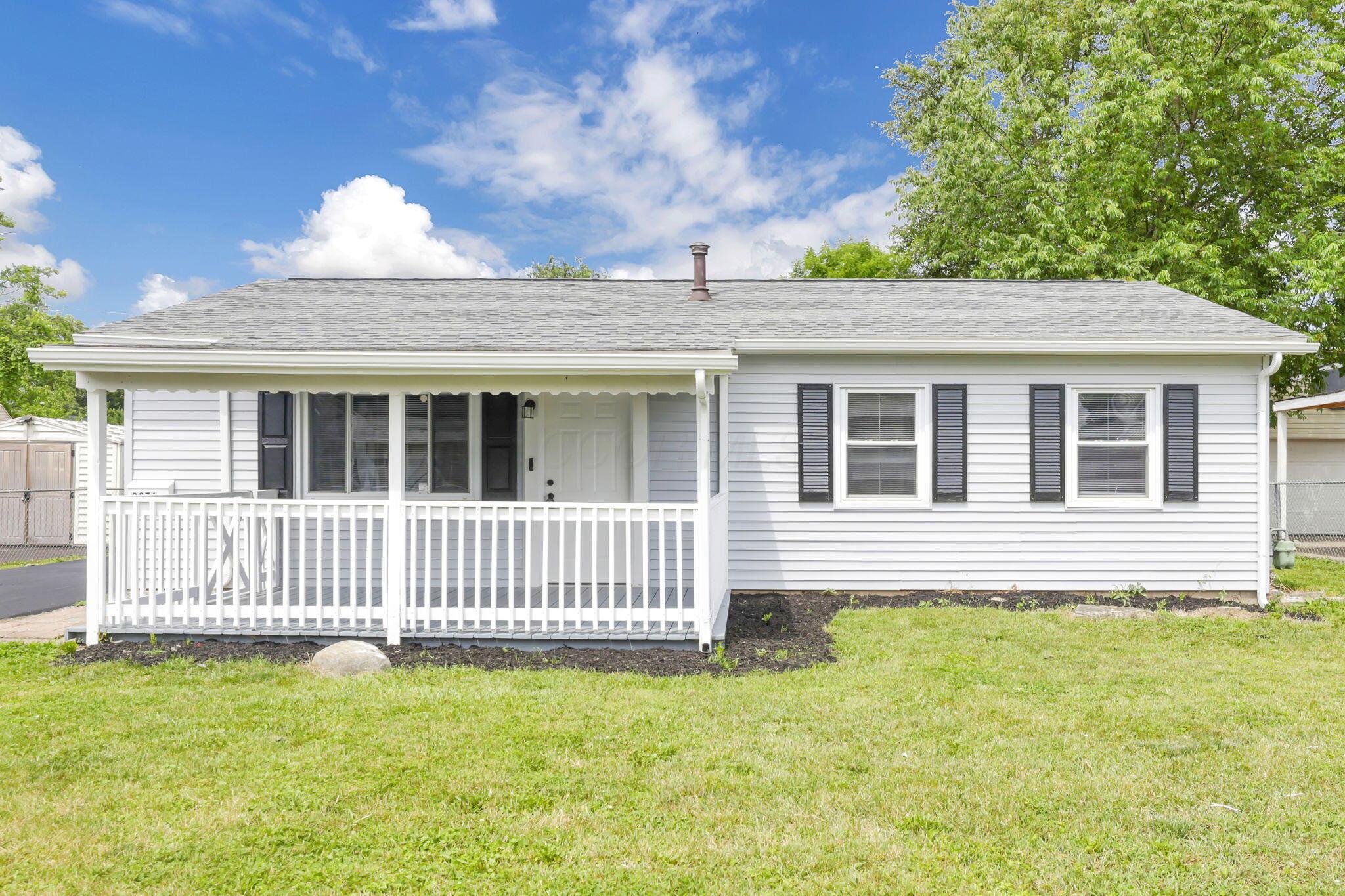 3871 Glenfield Road Property Photo 1