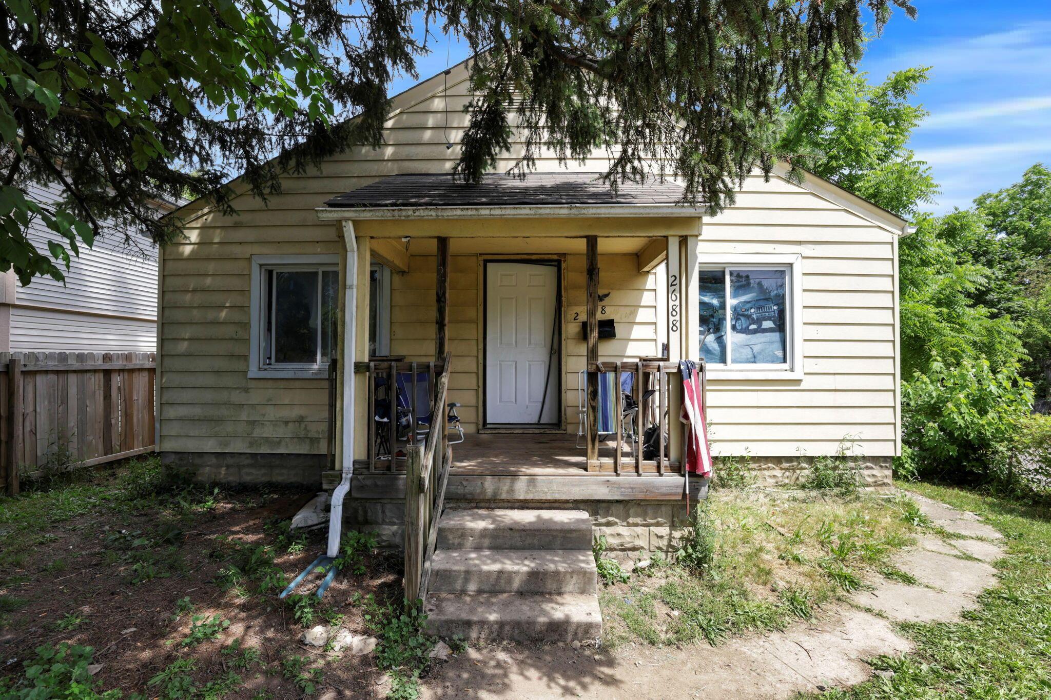 2688 Mcguffey Road Property Photo 1