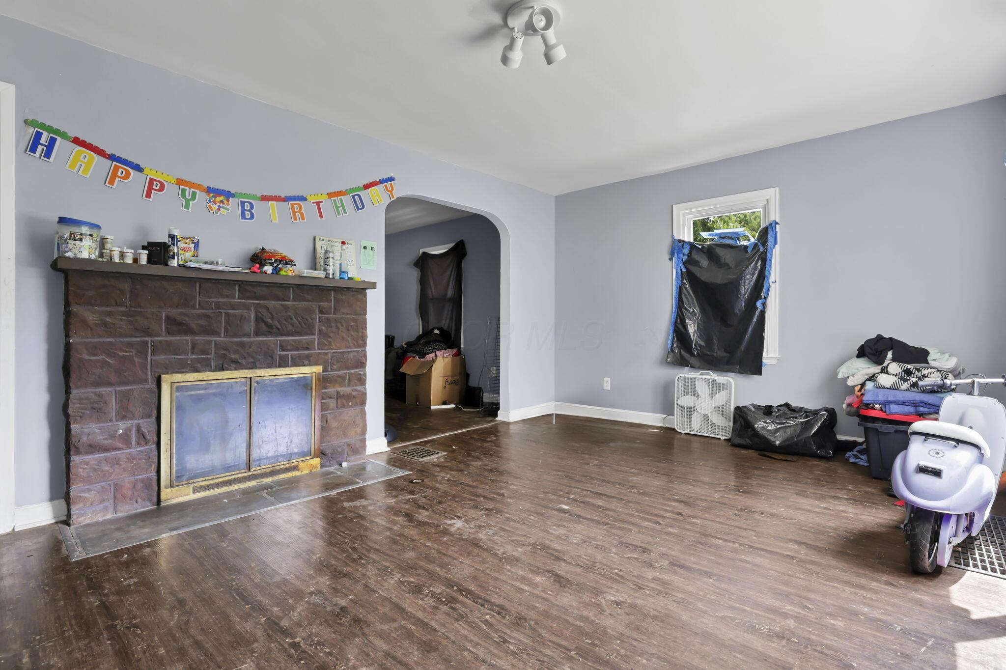2688 Mcguffey Road Property Photo 5