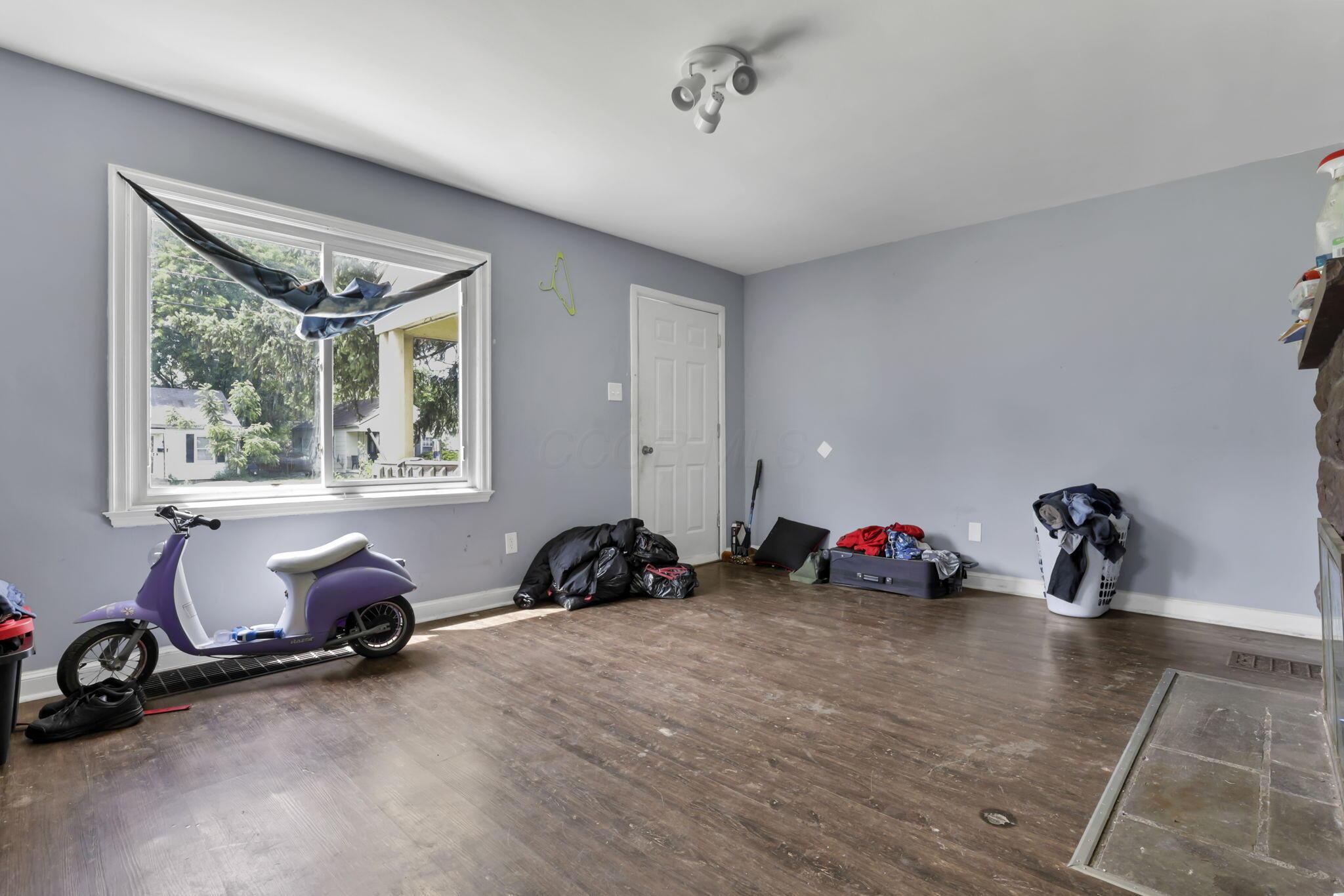 2688 Mcguffey Road Property Photo 7