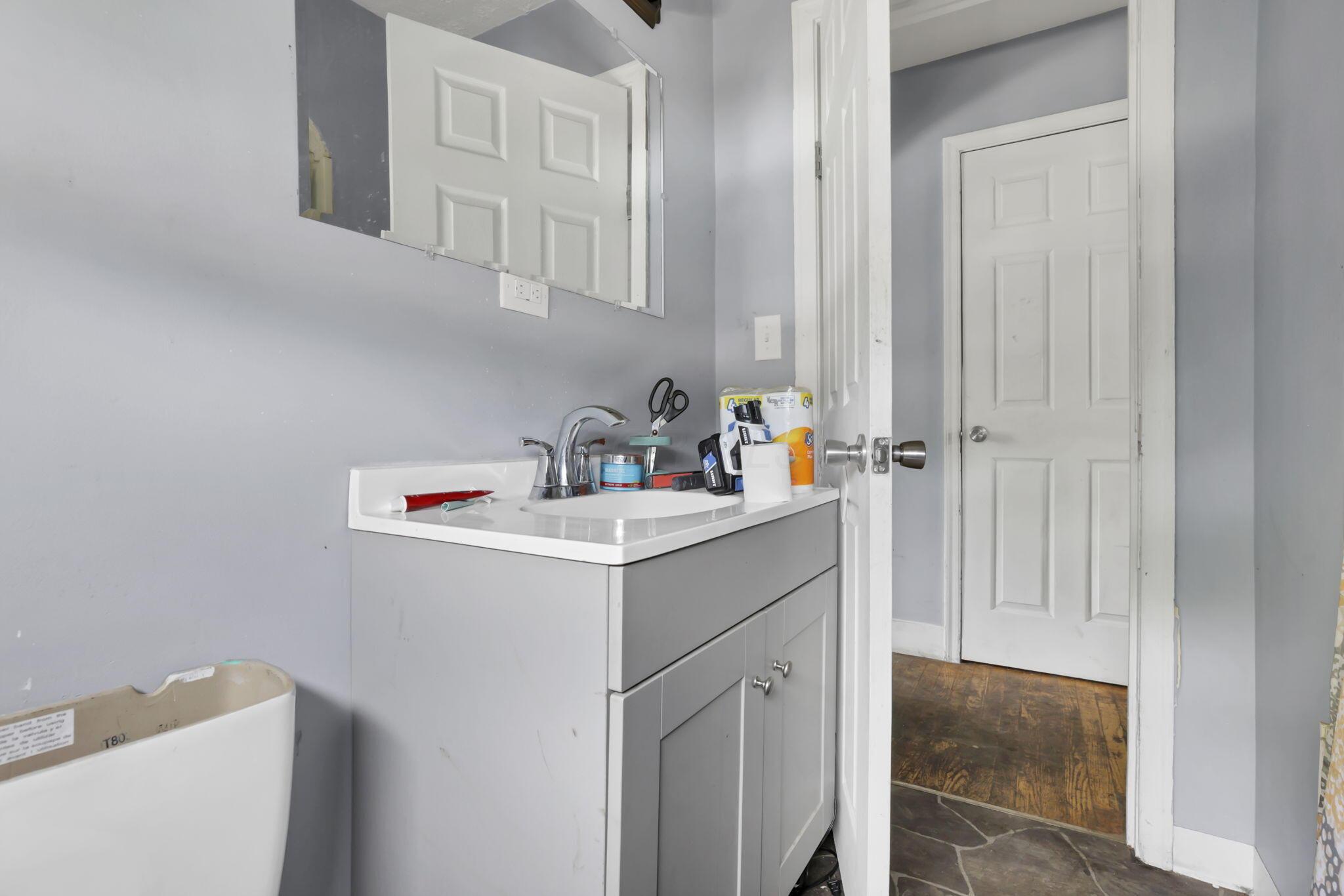 2688 Mcguffey Road Property Photo 17