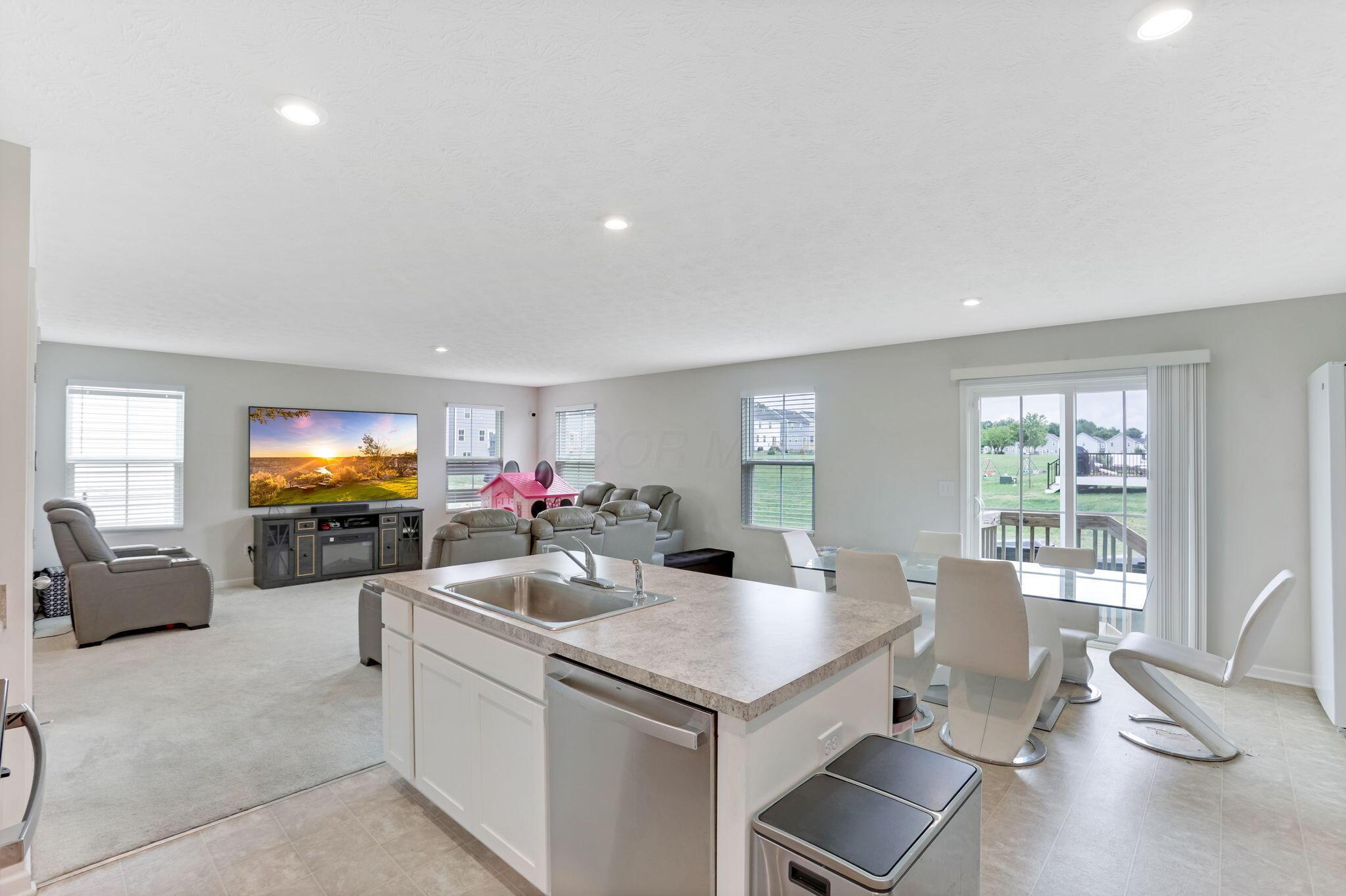 8521 Erie Loop