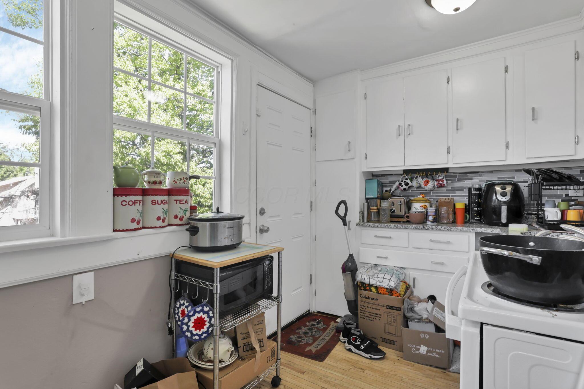 2407 Summit Street Property Photo 37