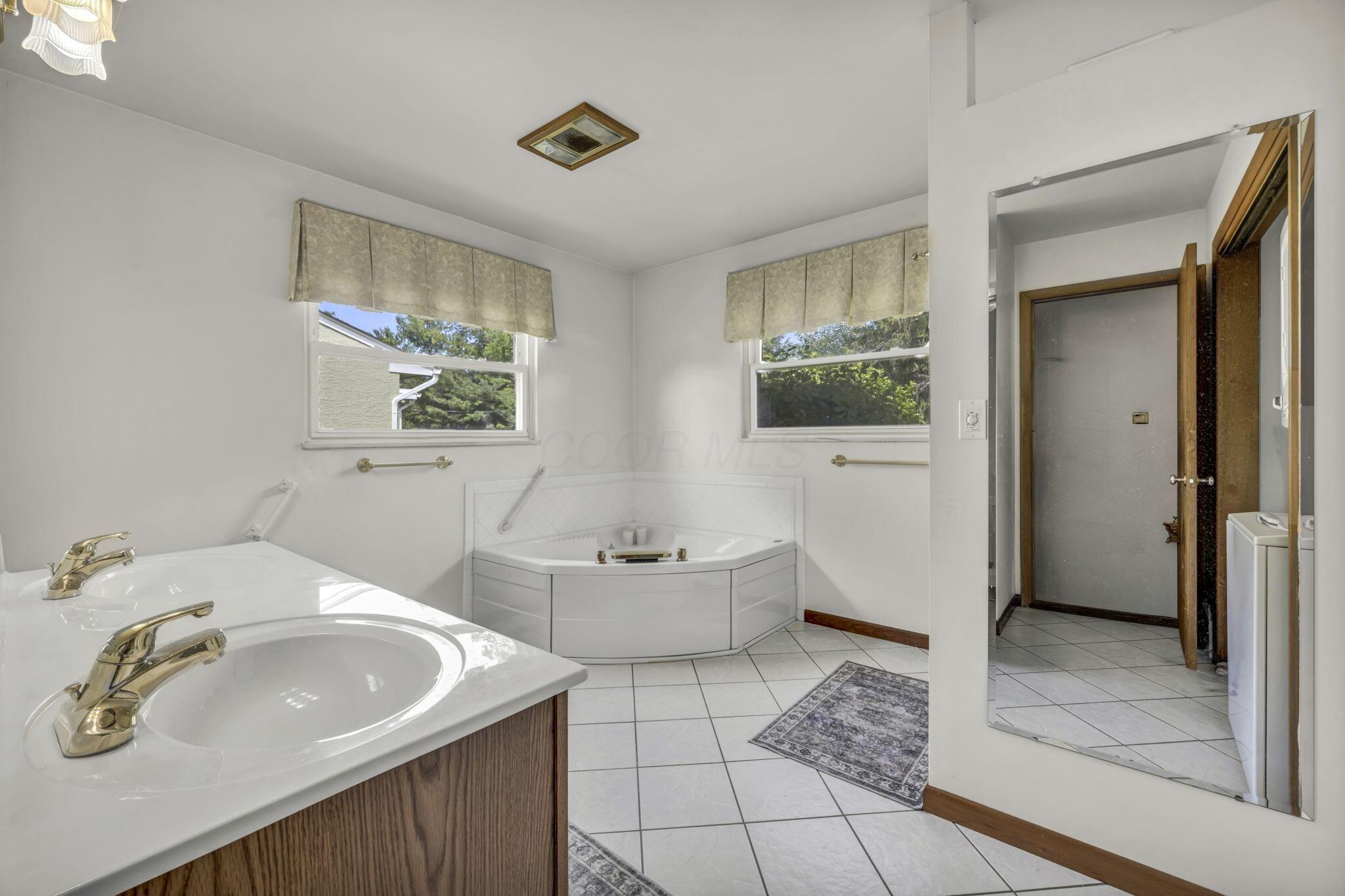 2052 Haviland Road Property Photo 15