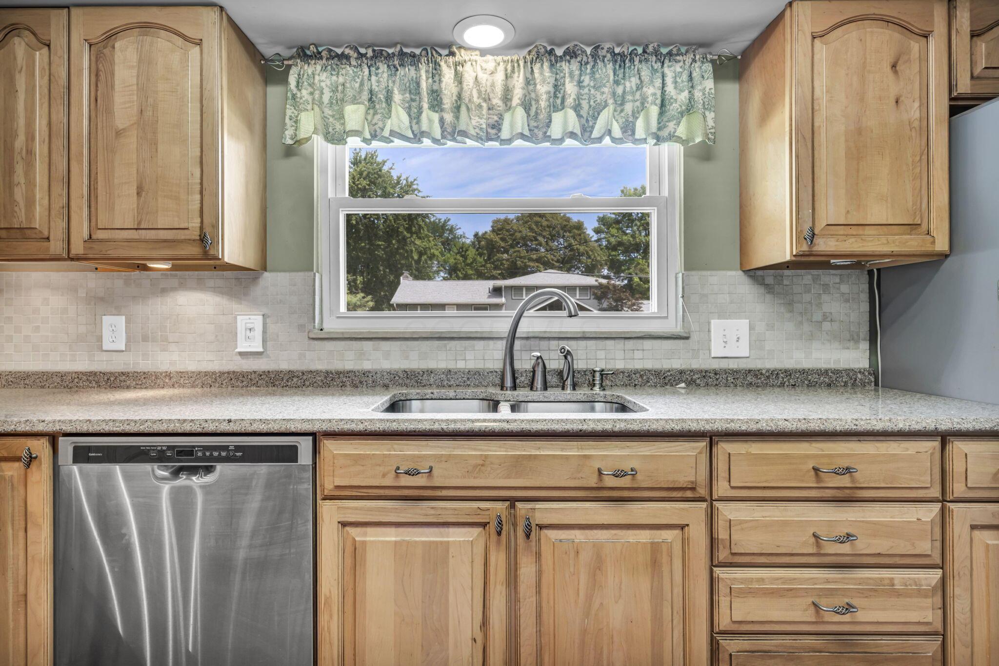 2052 Haviland Road Property Photo 22