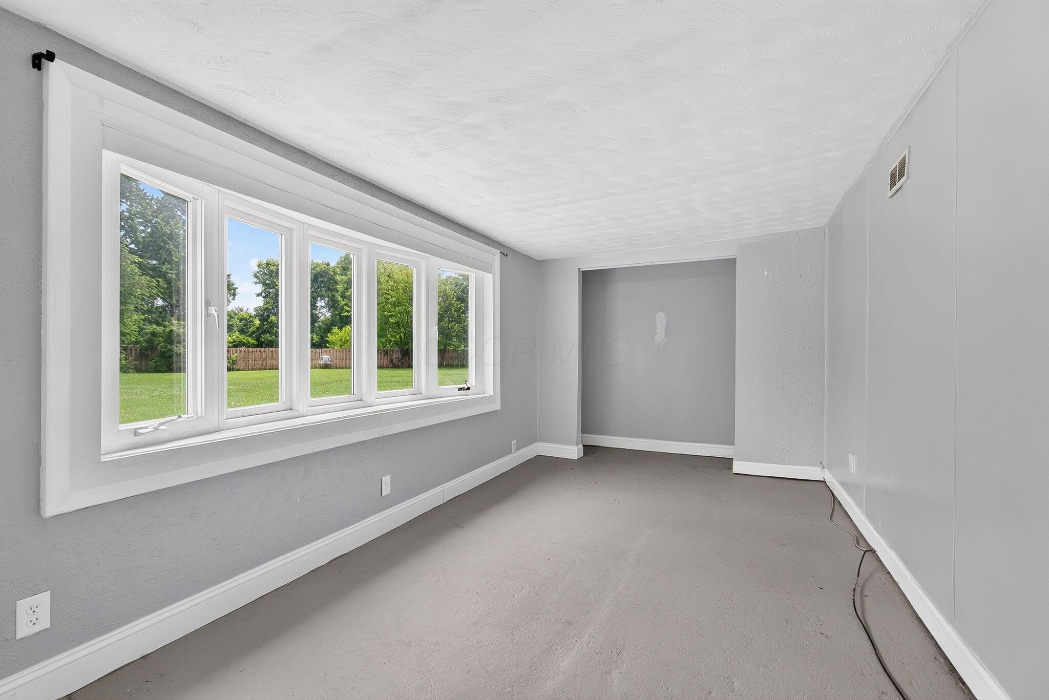 475 W Johnstown Road Property Photo 19
