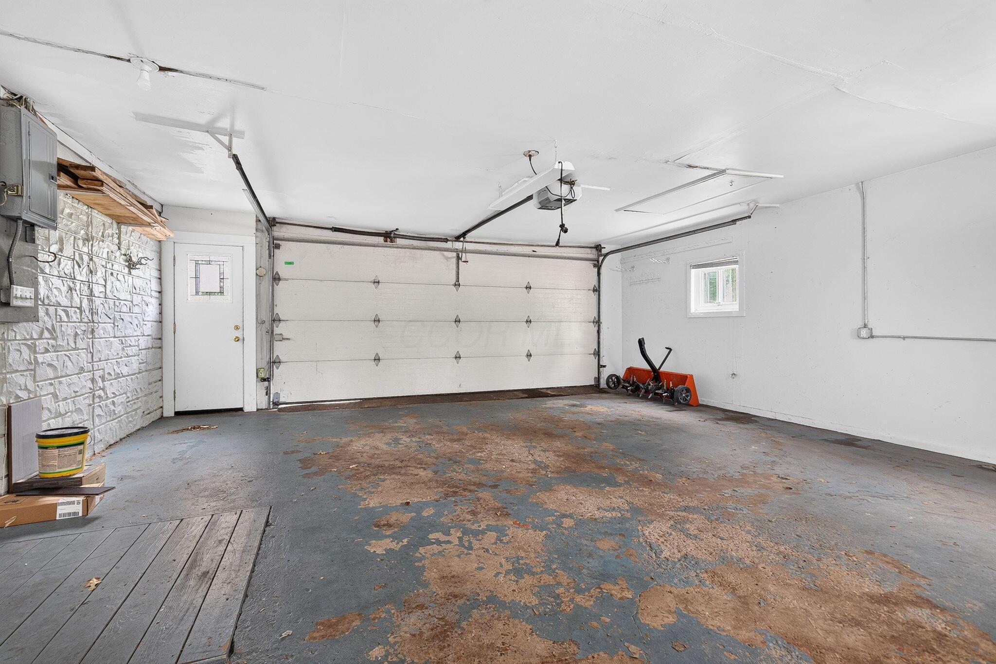 475 W Johnstown Road Property Photo 31