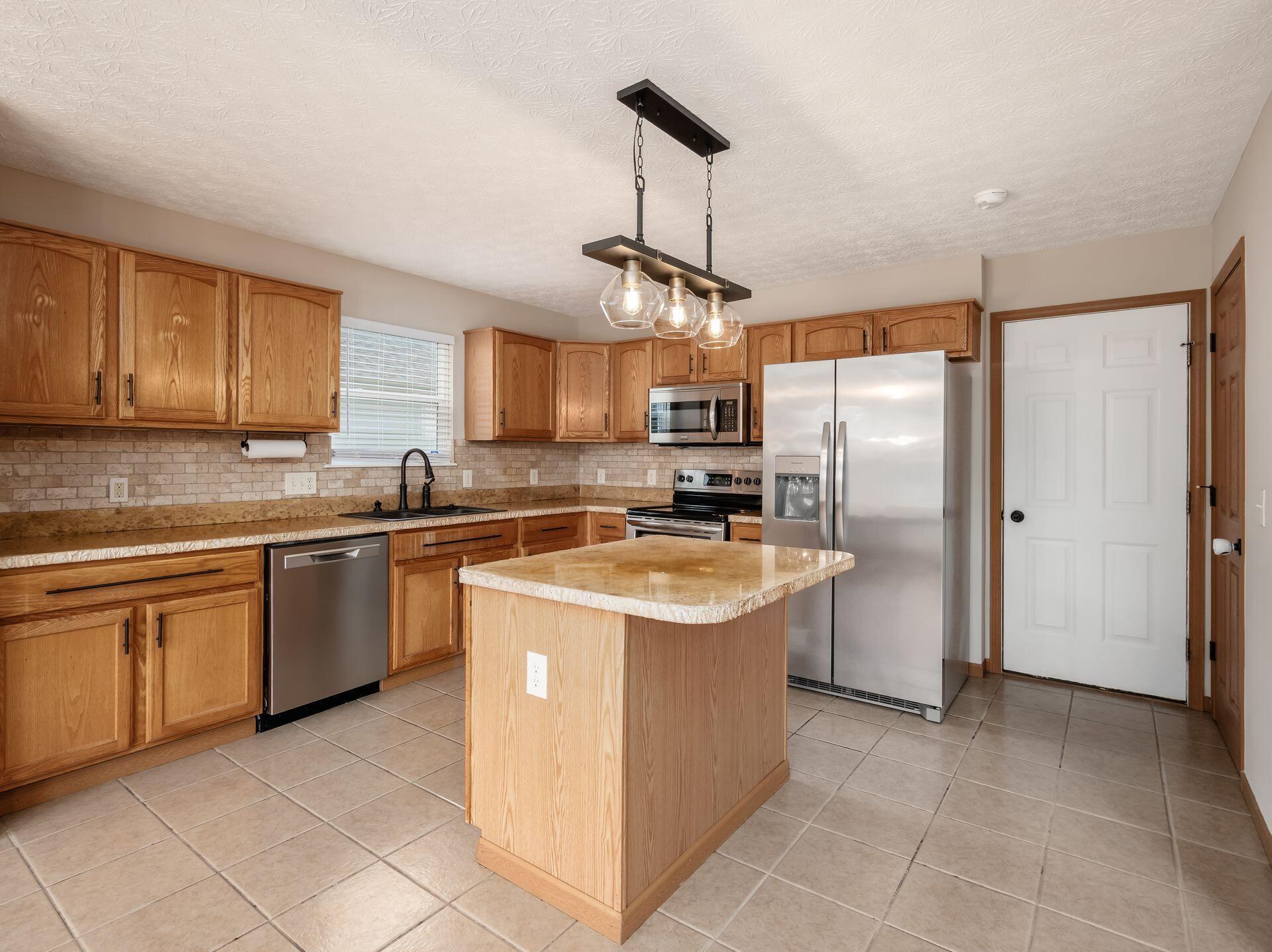 280 Stonhope Drive Property Photo 17