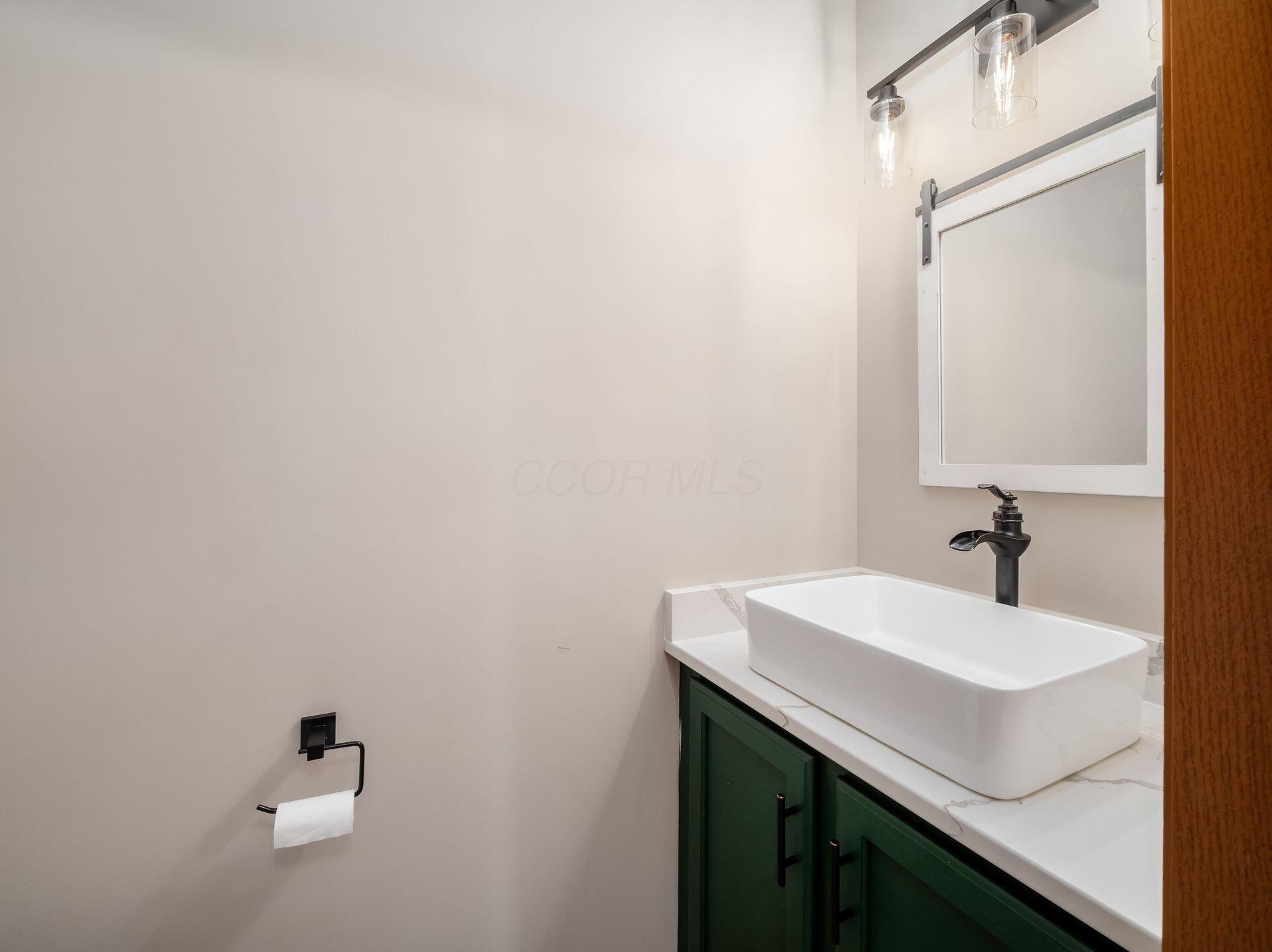 280 Stonhope Drive Property Photo 20