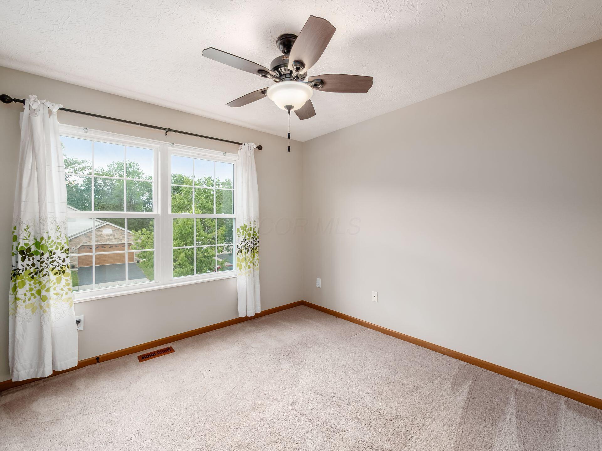 280 Stonhope Drive Property Photo 25