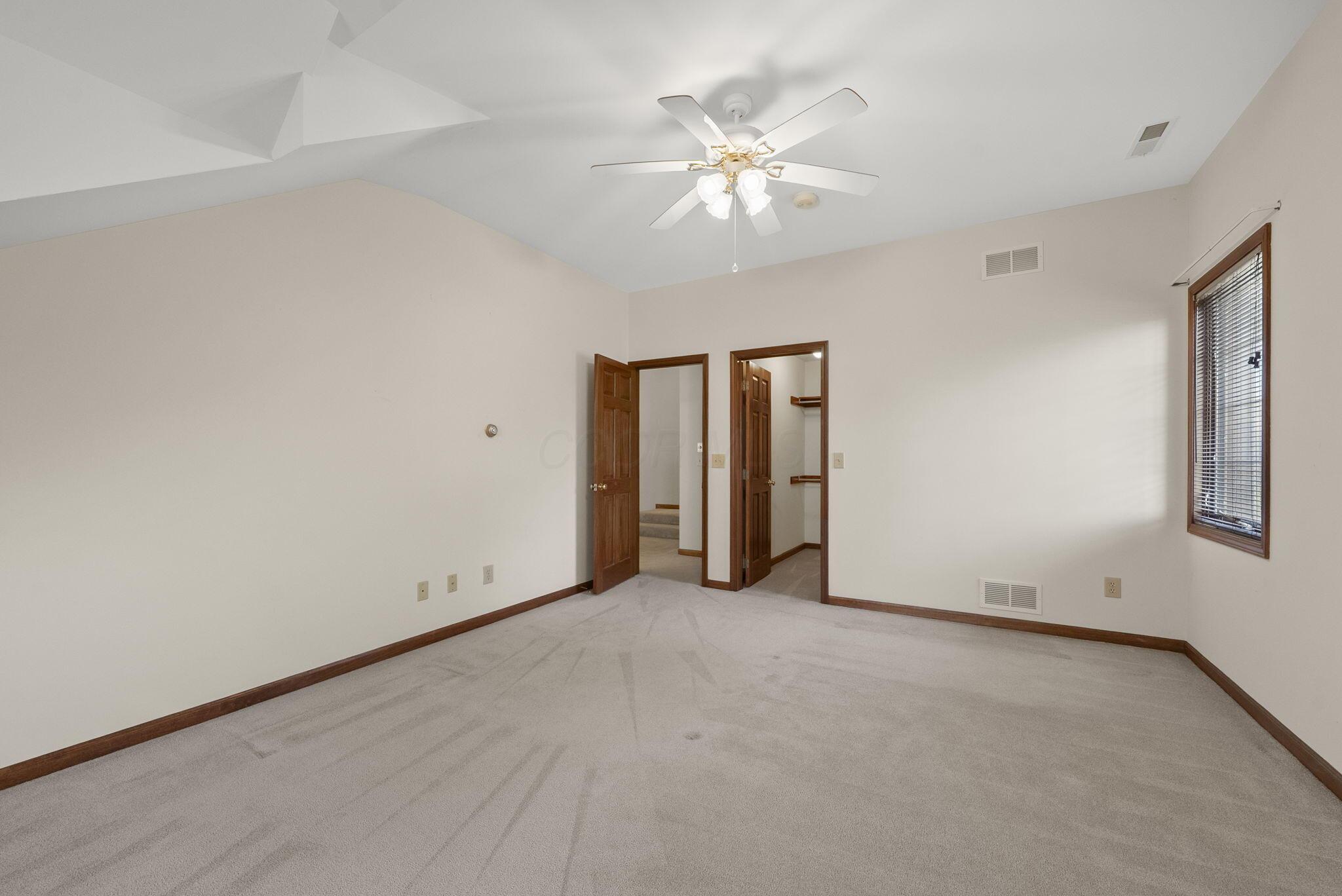 2227 Ashbury Close Property Photo 33