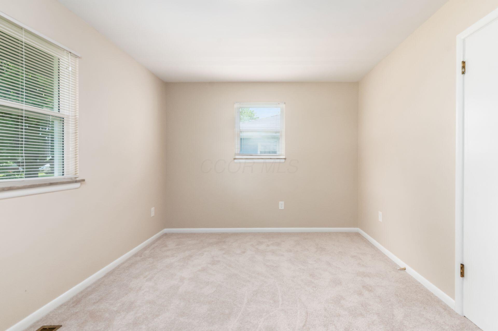 5152 Cavalier Drive Property Photo 8