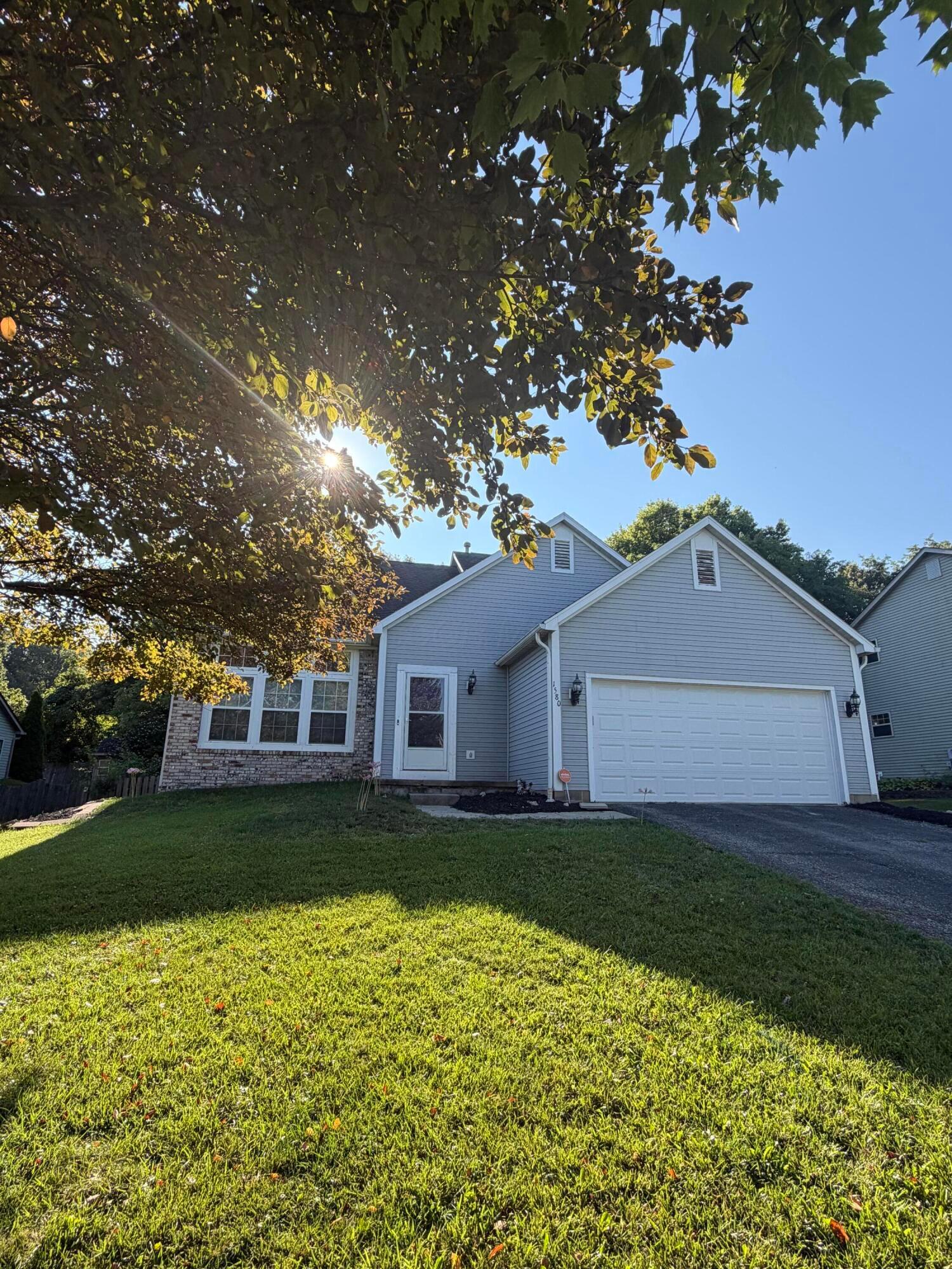 1580 Bush Hill Drive Property Photo 1